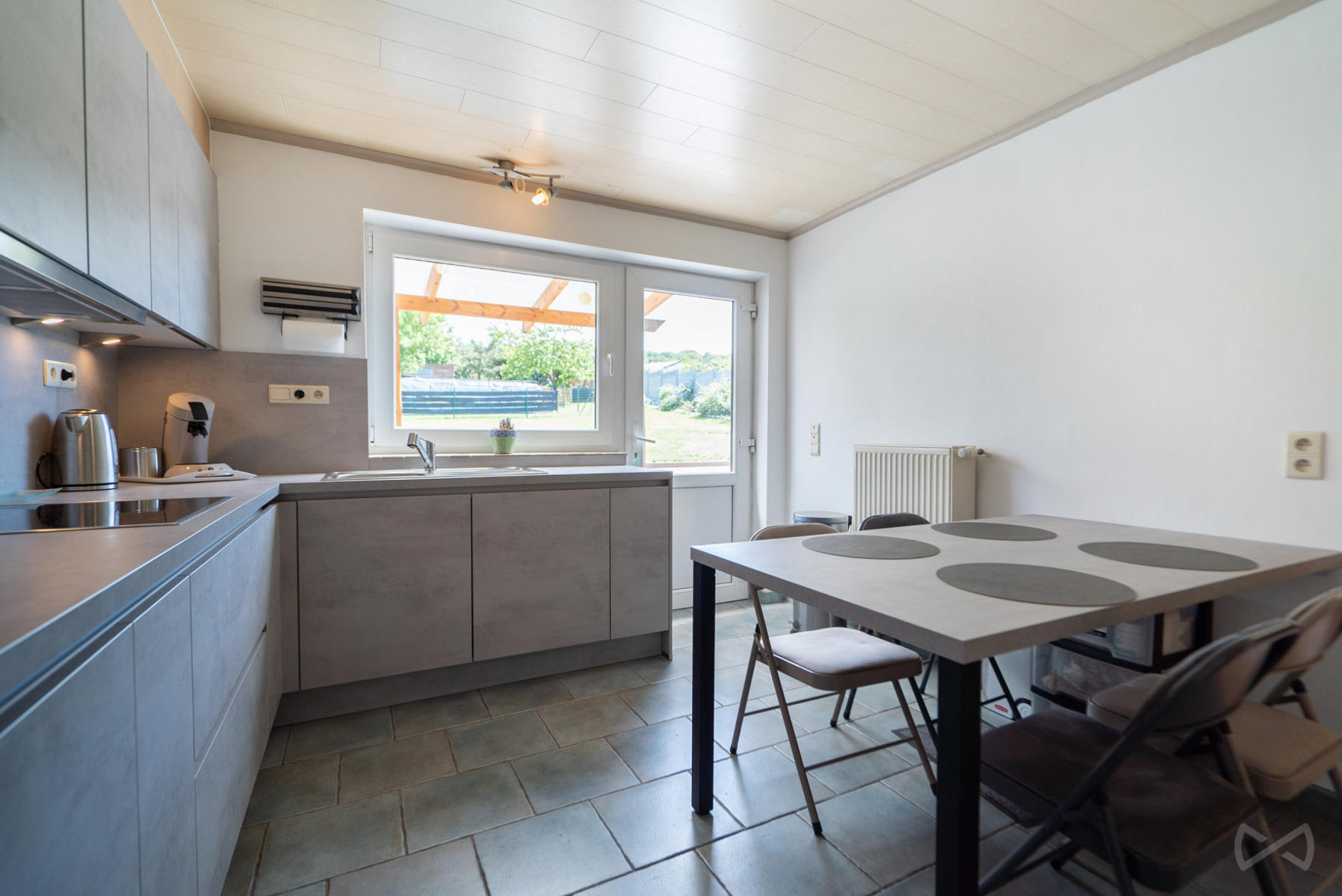 Picture 1 of 4 for Villa with four bedrooms in Laneffe