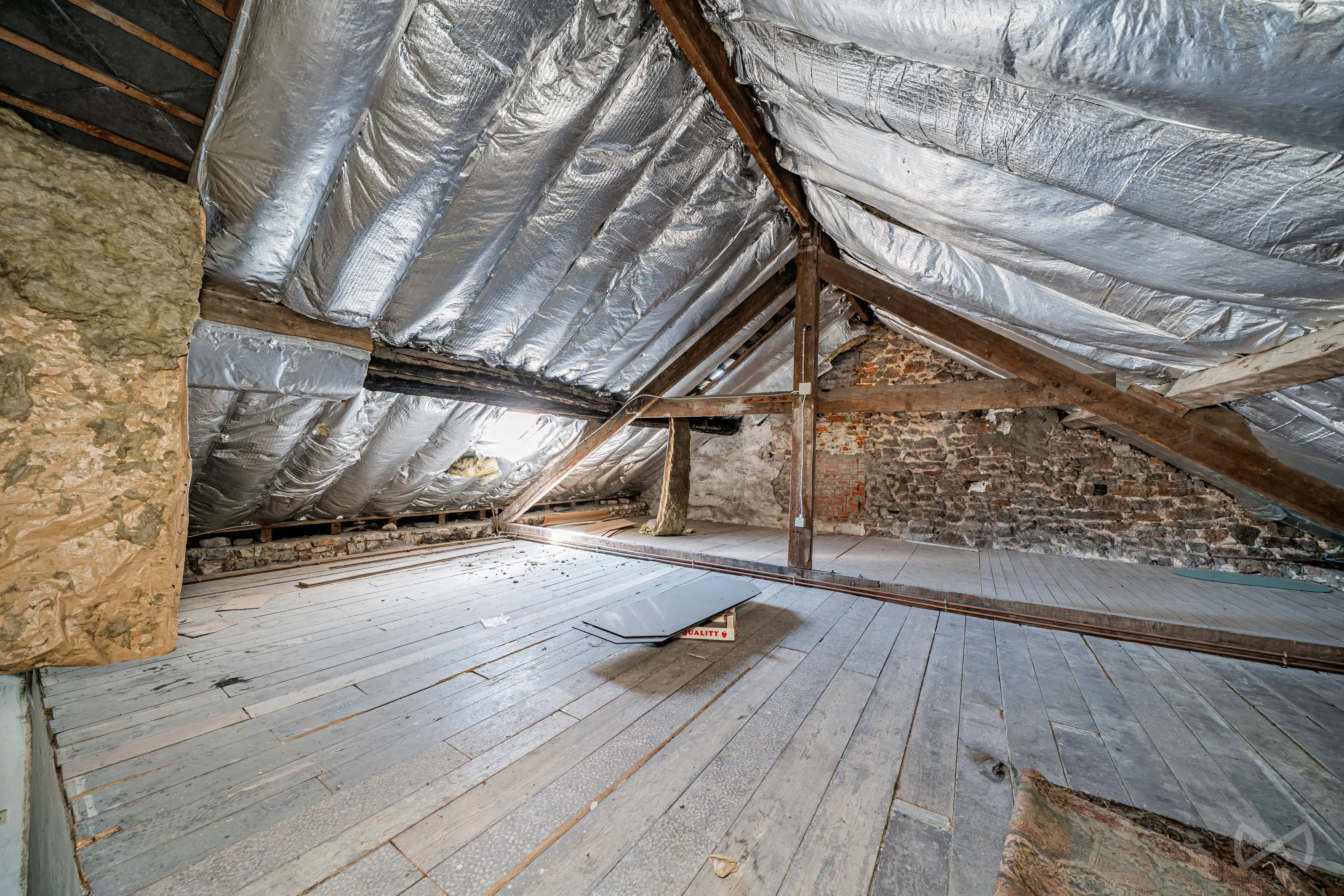 Photo 2 sur 4 pour Immeuble mixte de deux chambres à Florennes