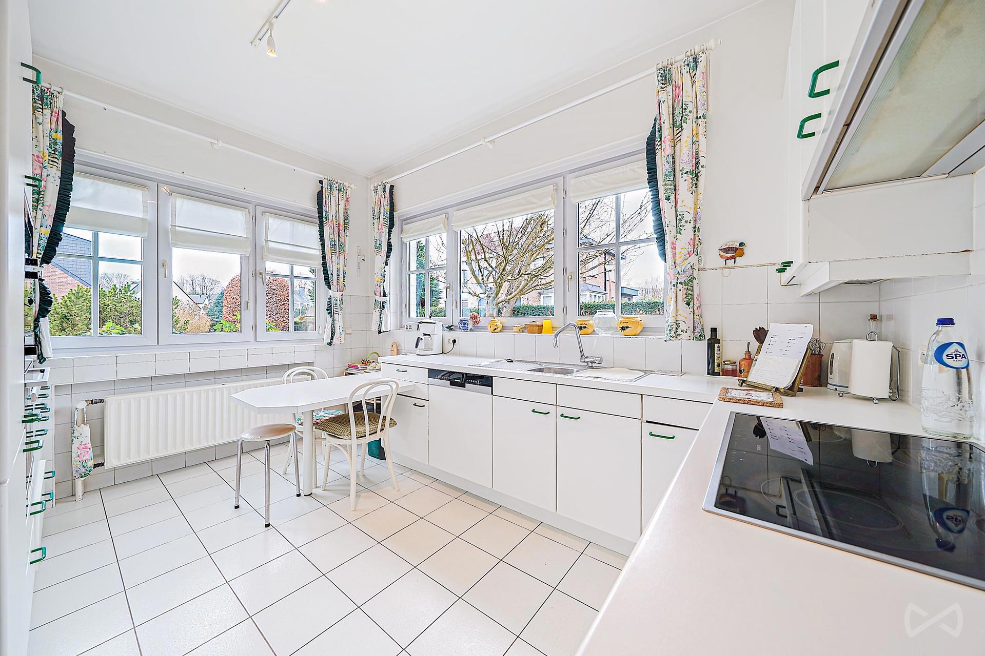 Foto 4 van 4 van Huis met vier slaapkamers in Overijse