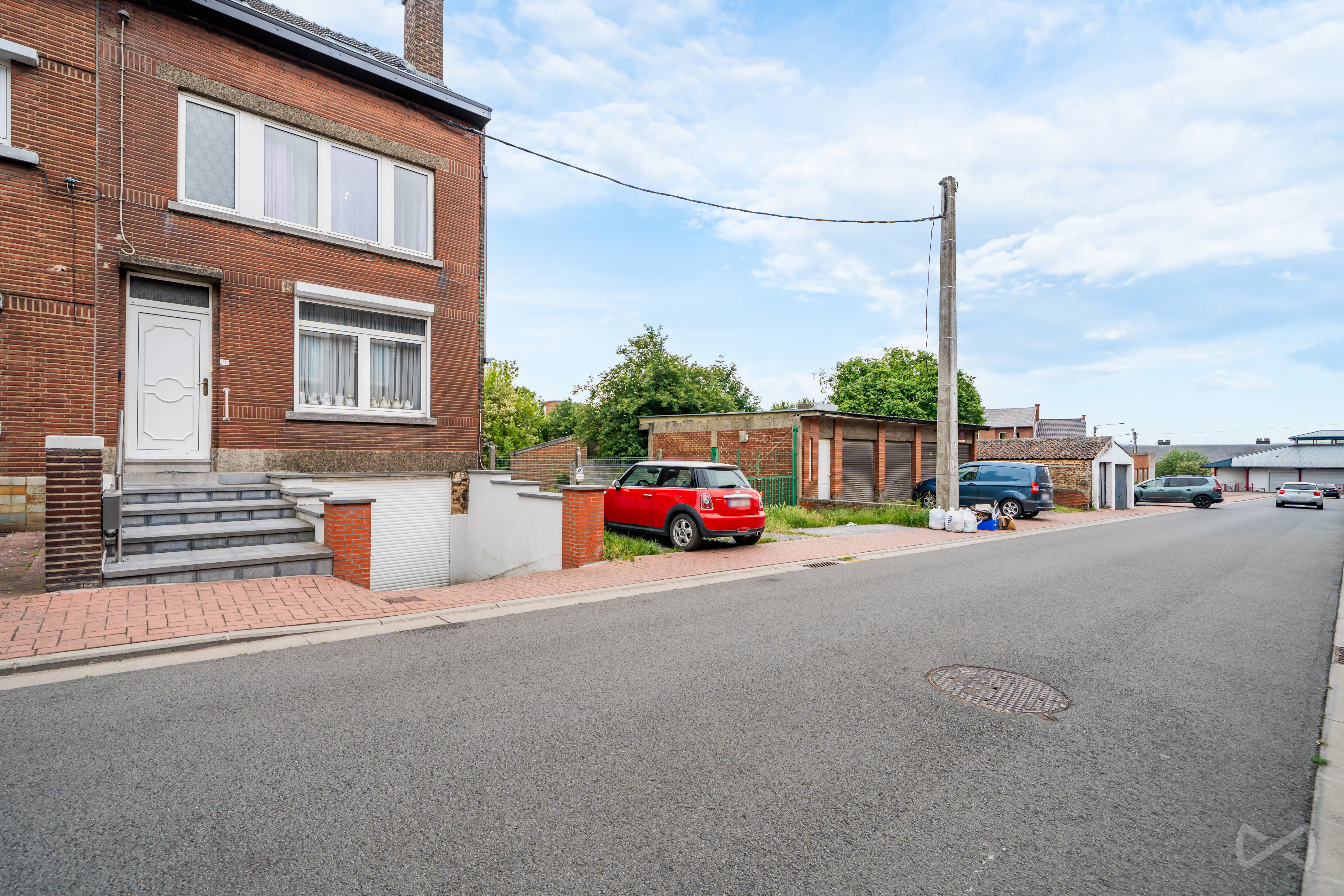 Picture 3 of 4 for House with three bedrooms in Châtelet