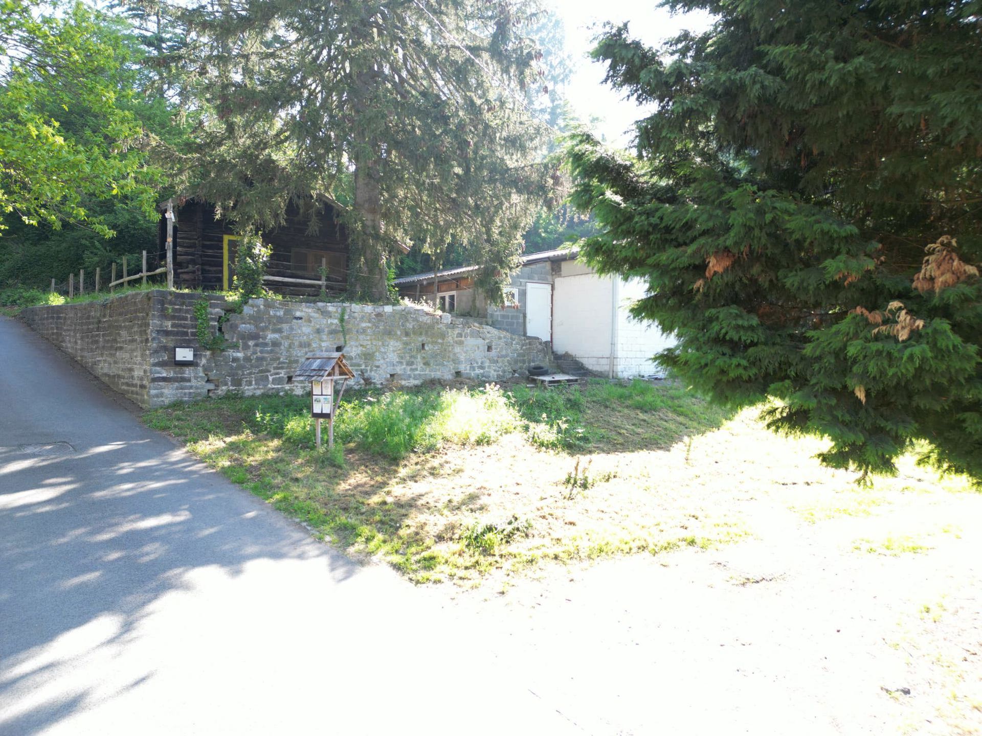 Picture 3 of 4 for Building ground in Ampsin