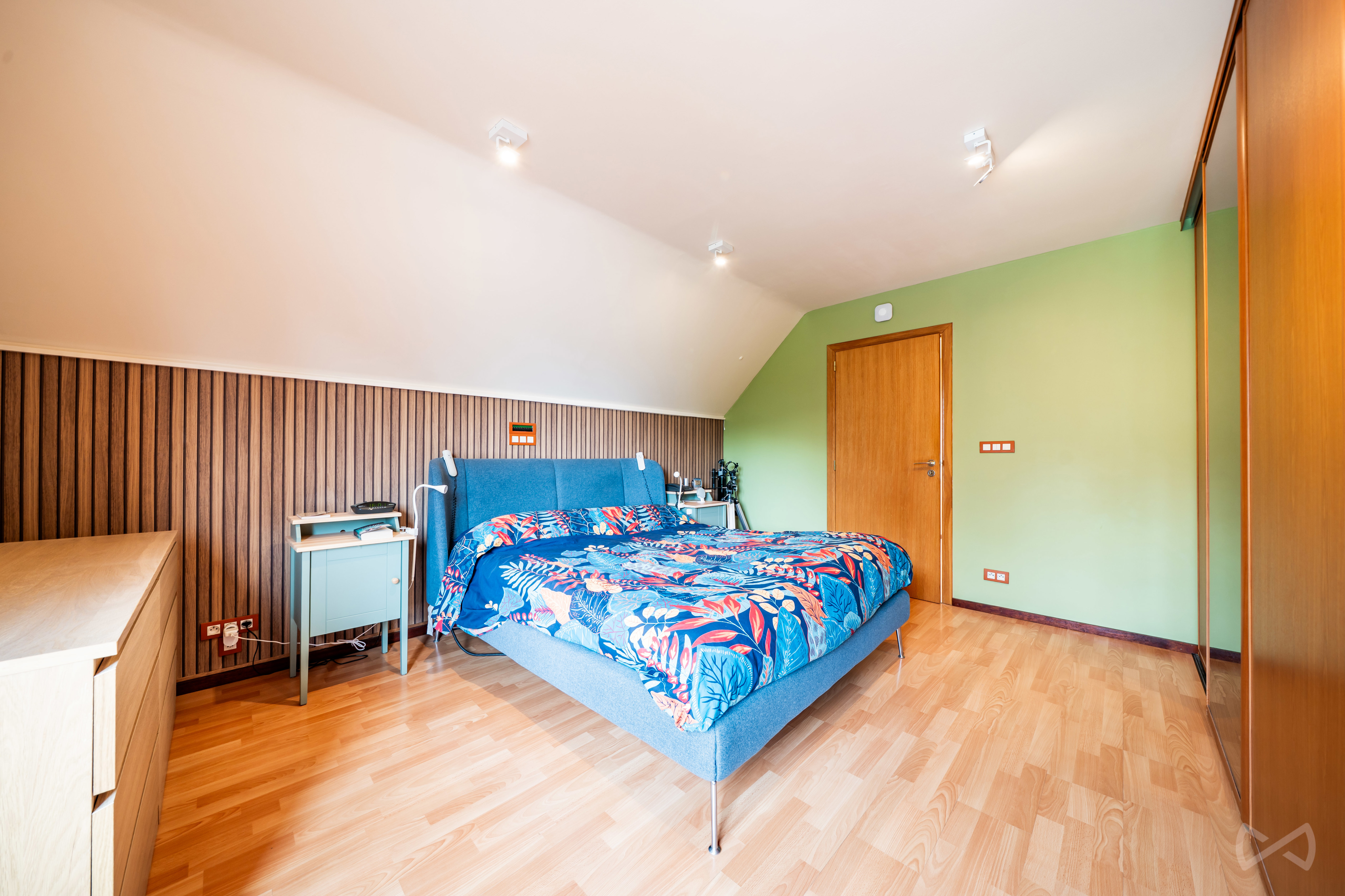 Foto 3 van 4 van Villa met vier slaapkamers in Sars-la-bruyère