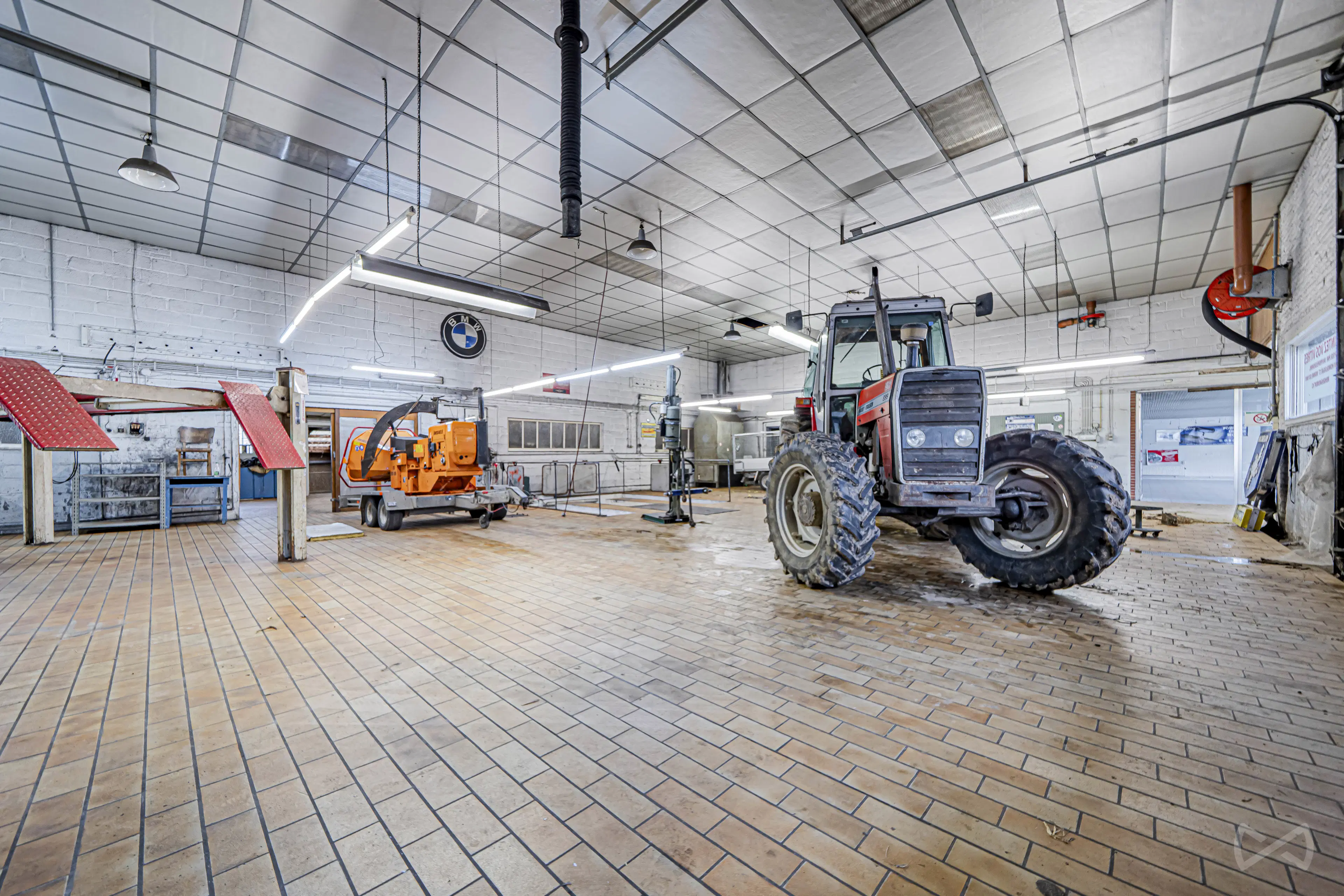 Photo 3 sur 4 pour Immeuble mixte de deux chambres à Chièvres