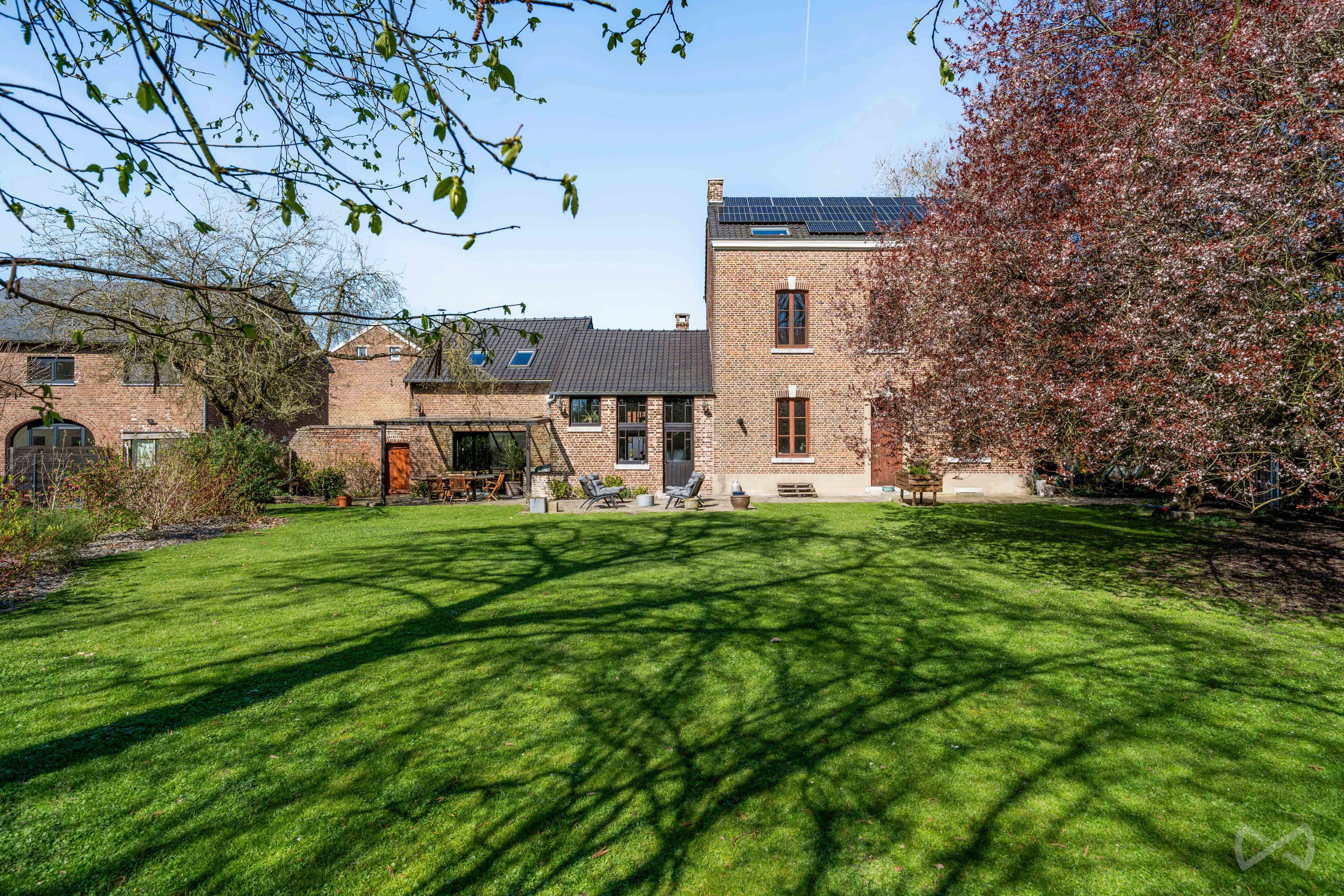 Photo 3 sur 4 pour Villa de sept chambres à Faimes