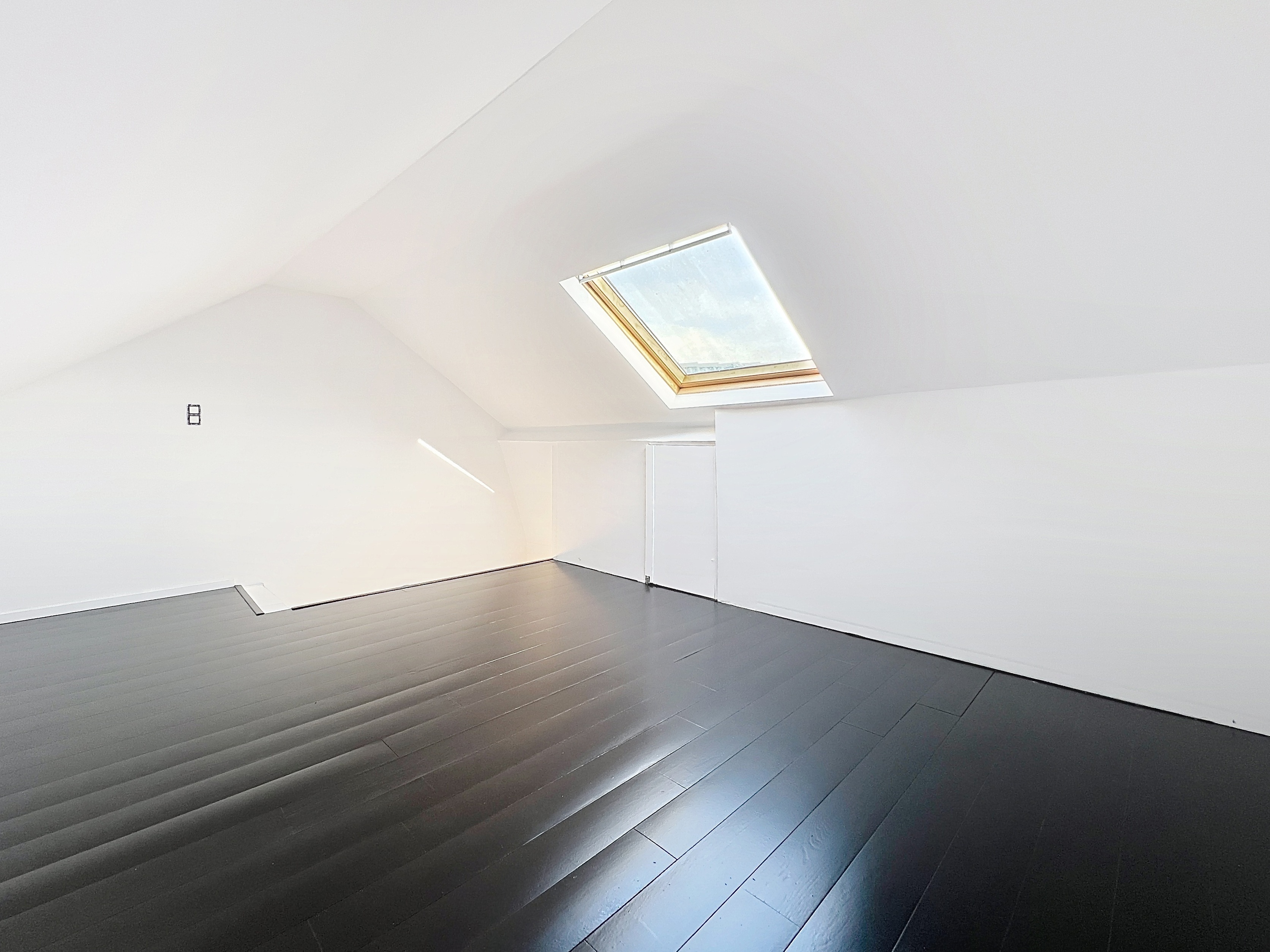 Foto 3 van 4 van Appartement met drie slaapkamers in Schaerbeek