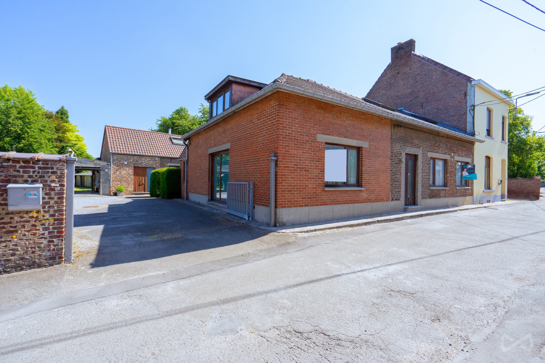 Picture 1 of 4 for House with seven bedrooms in Mons