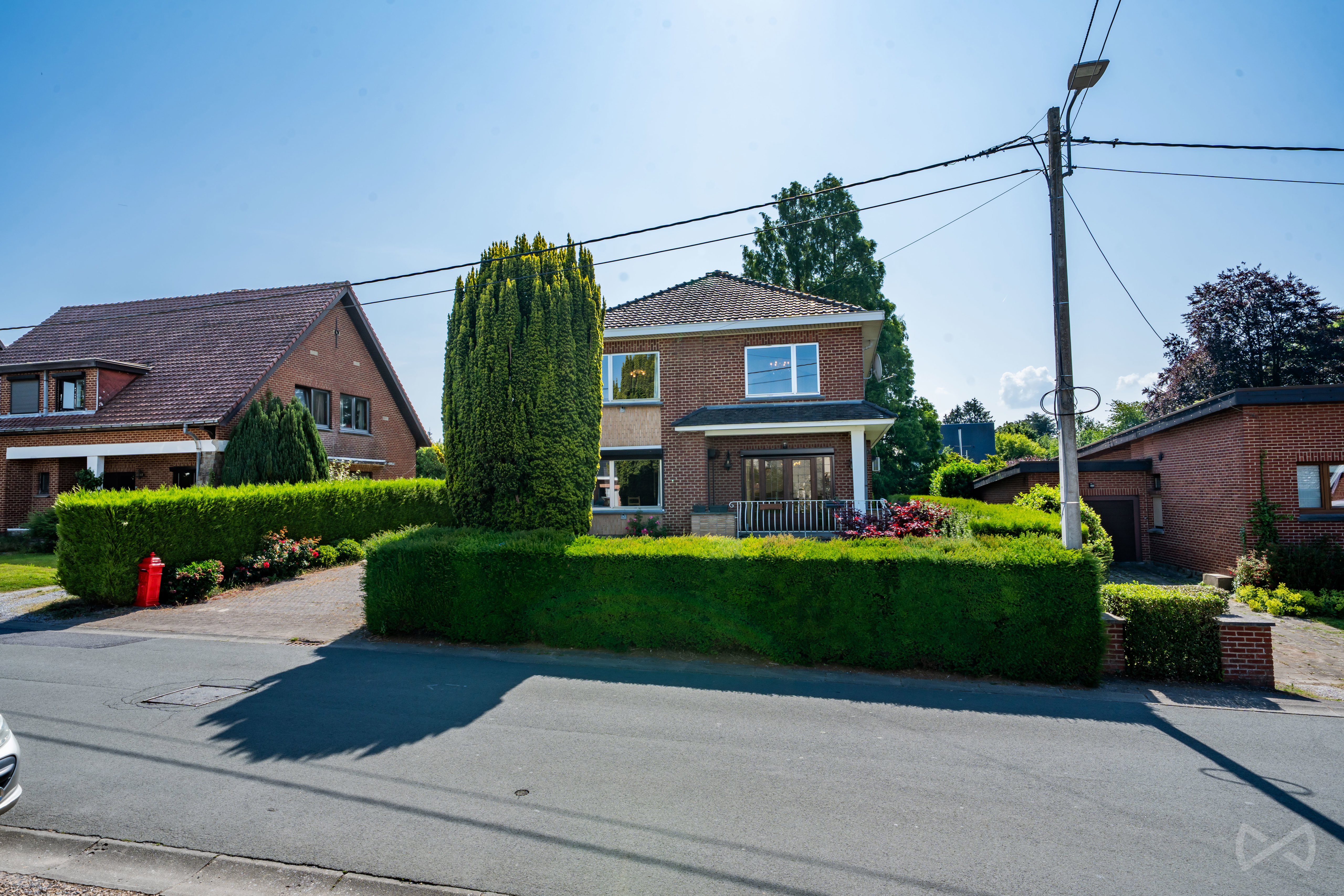 Photo 2 sur 3 pour Maison de cinq chambres à Thuin