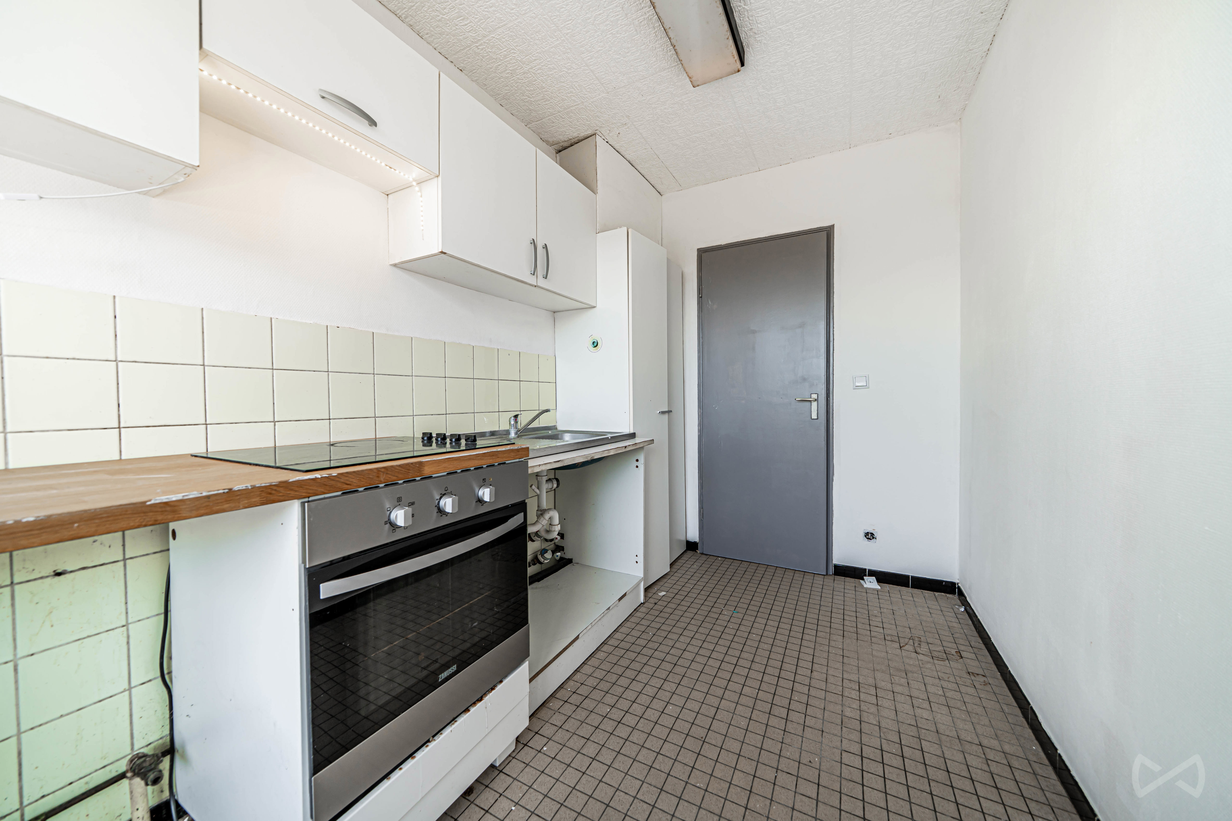 Picture 4 of 4 for Flat with two bedrooms in Charleroi