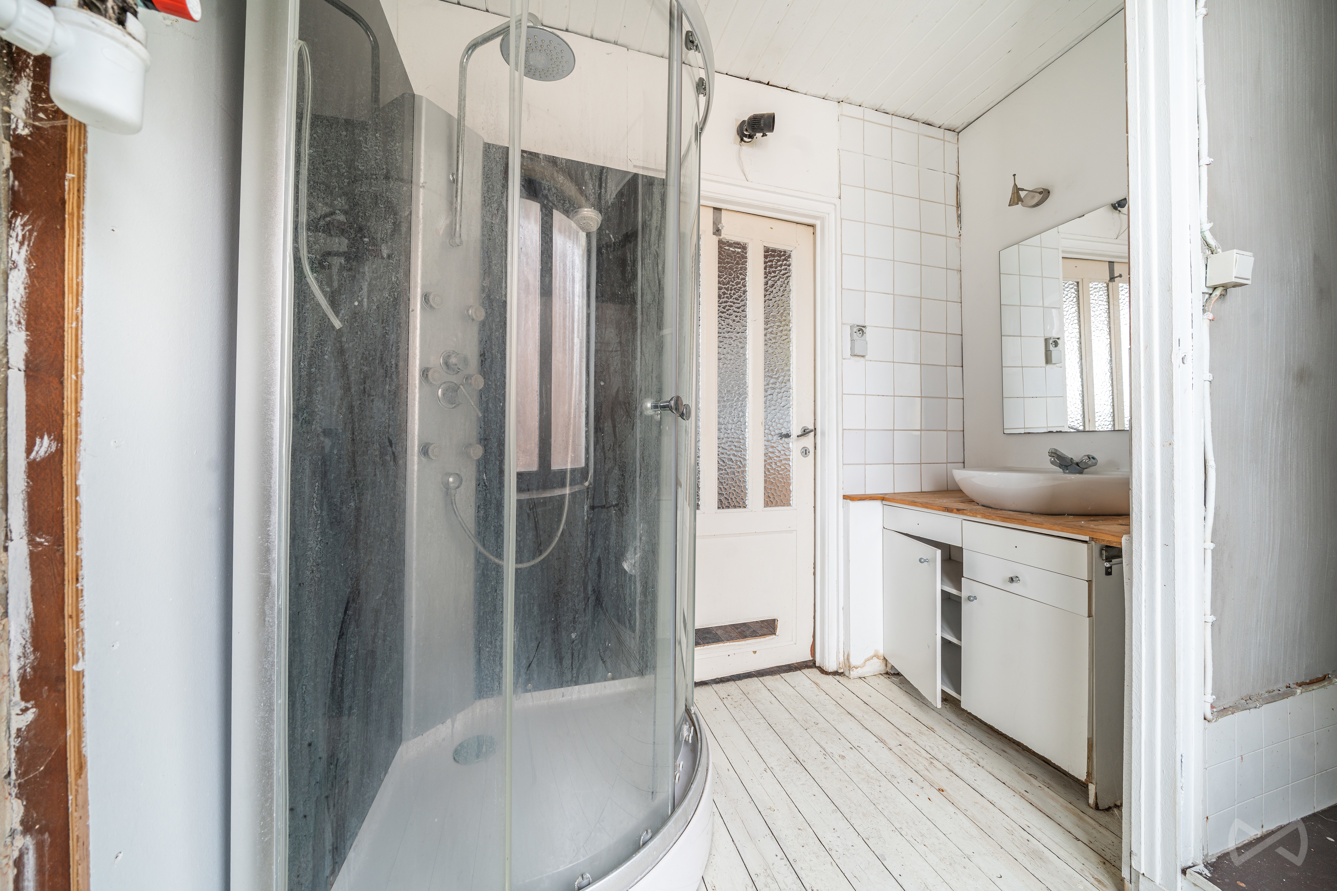 Photo 1 sur 4 pour Immeuble mixte d'une chambre à Oupeye