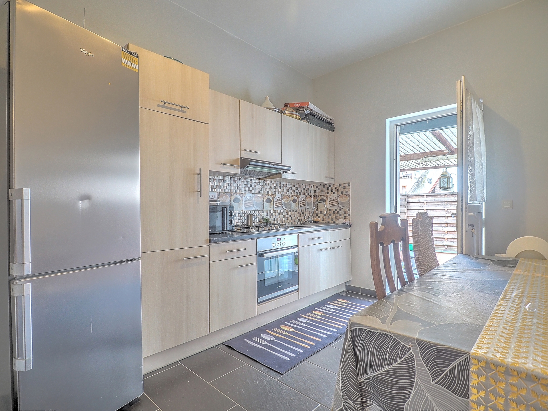 Picture 1 of 4 for Apartment block with five bedrooms in Molenbeek-Saint-Jean