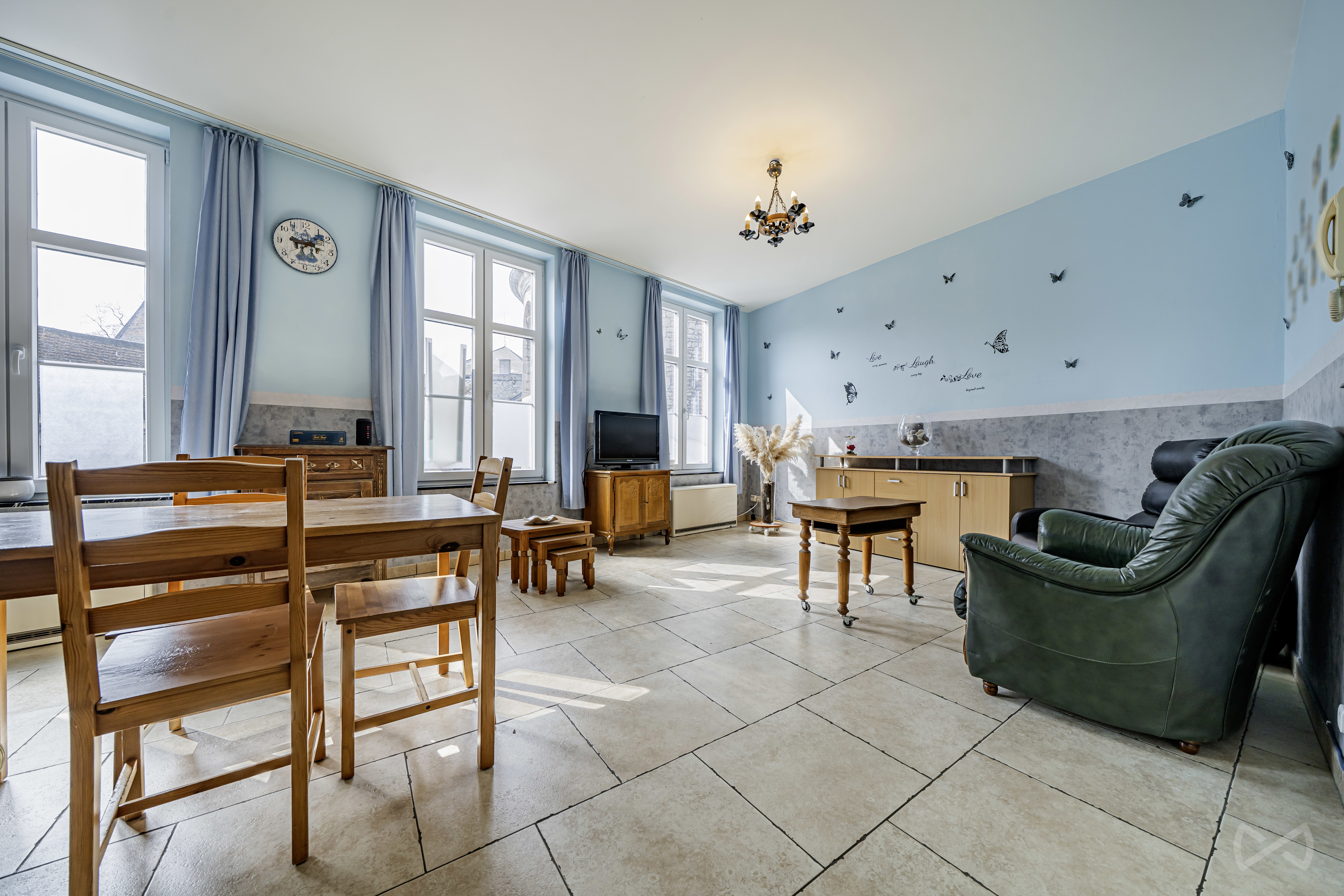 Picture 2 of 4 for Apartment block with five bedrooms in Florennes