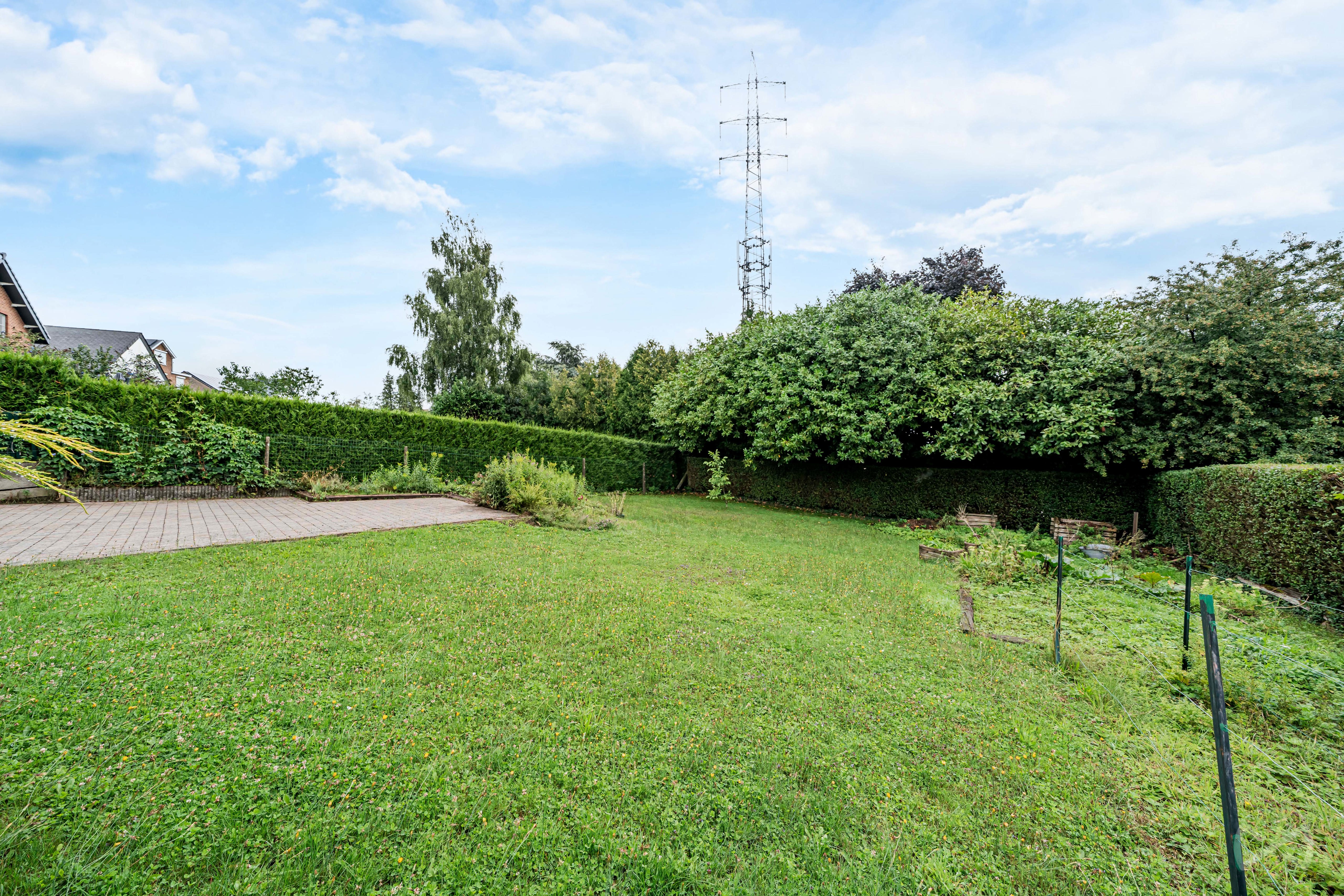 Picture 4 of 4 for House with four bedrooms in Mont-sur-marchienne