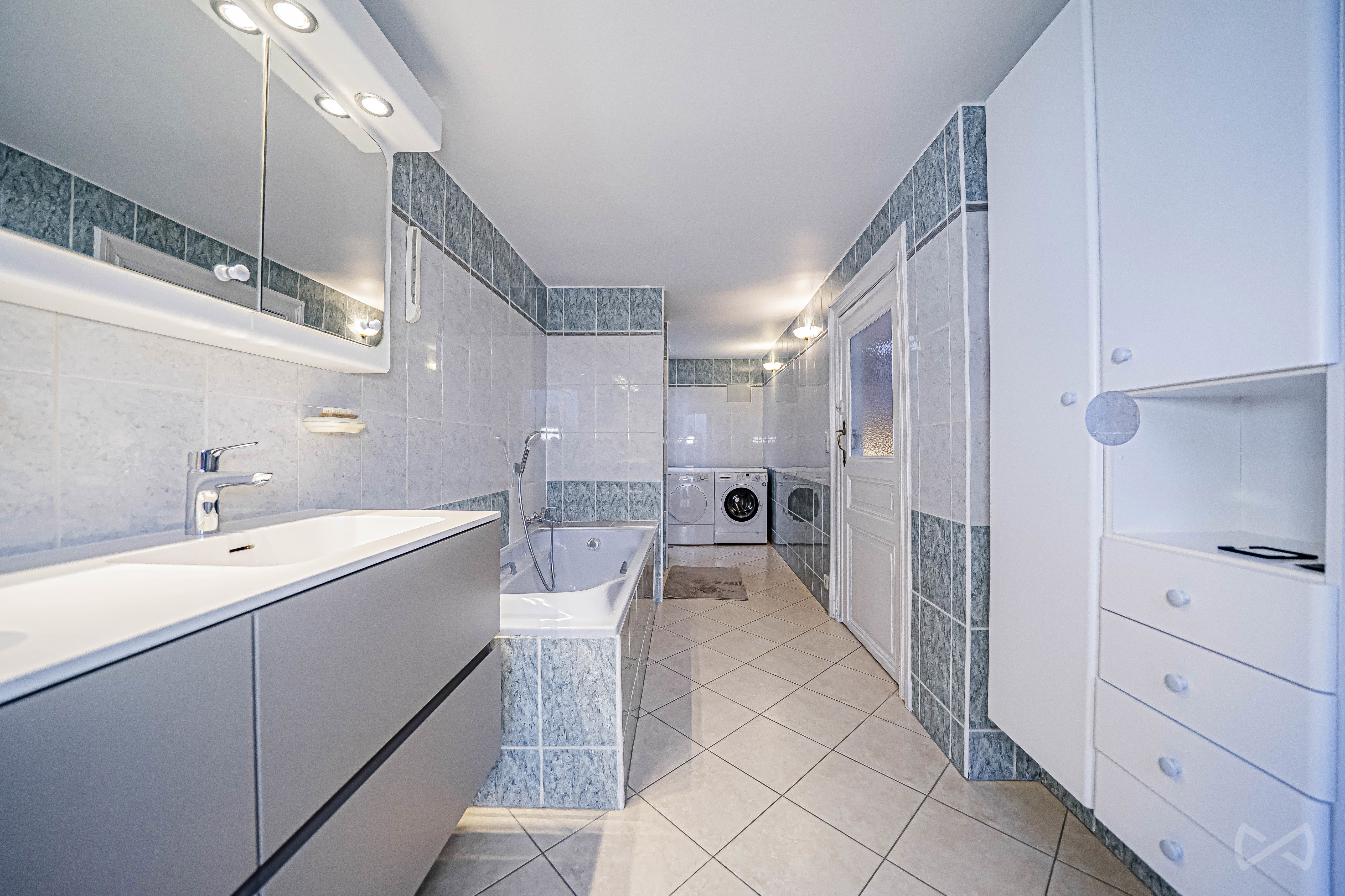 Picture 1 of 4 for Maison de maitre with five bedrooms in Schaerbeek