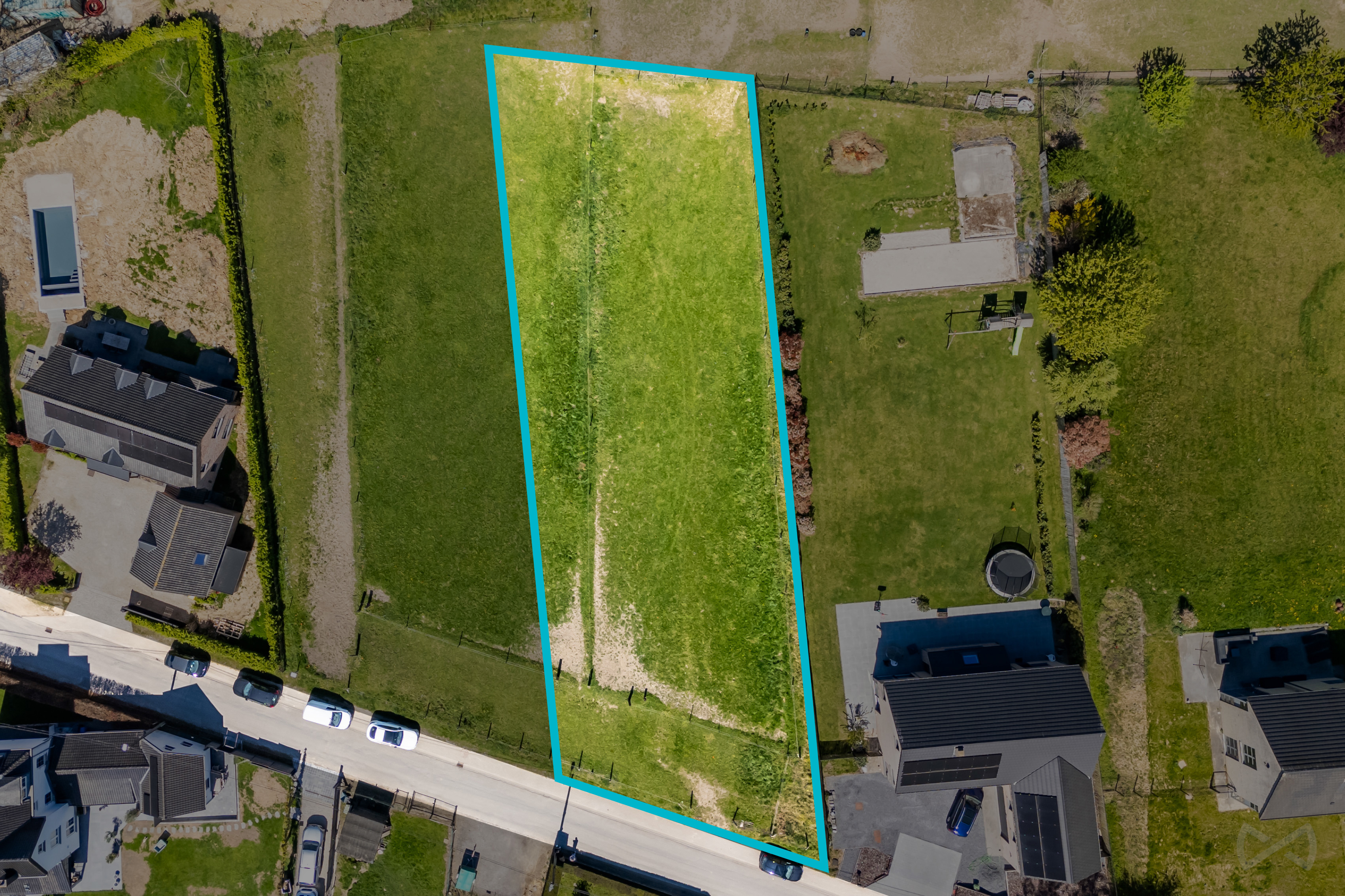 Picture 2 of 3 for Ground in Chaumont-Gistoux