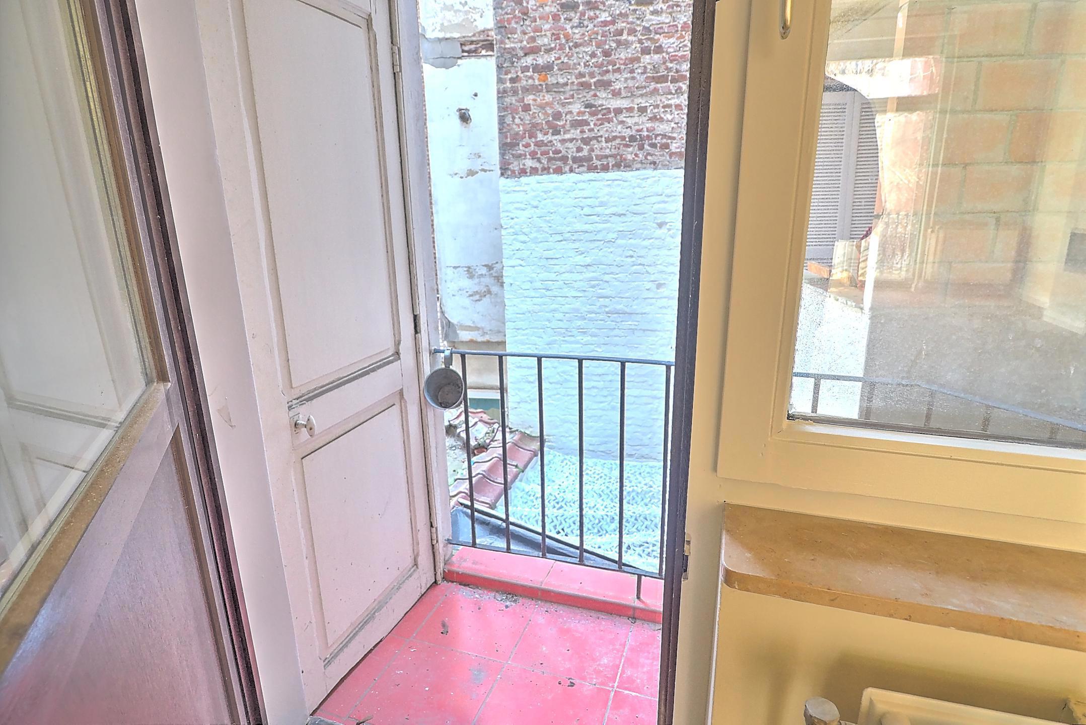 Picture 2 of 4 for House in Schaerbeek