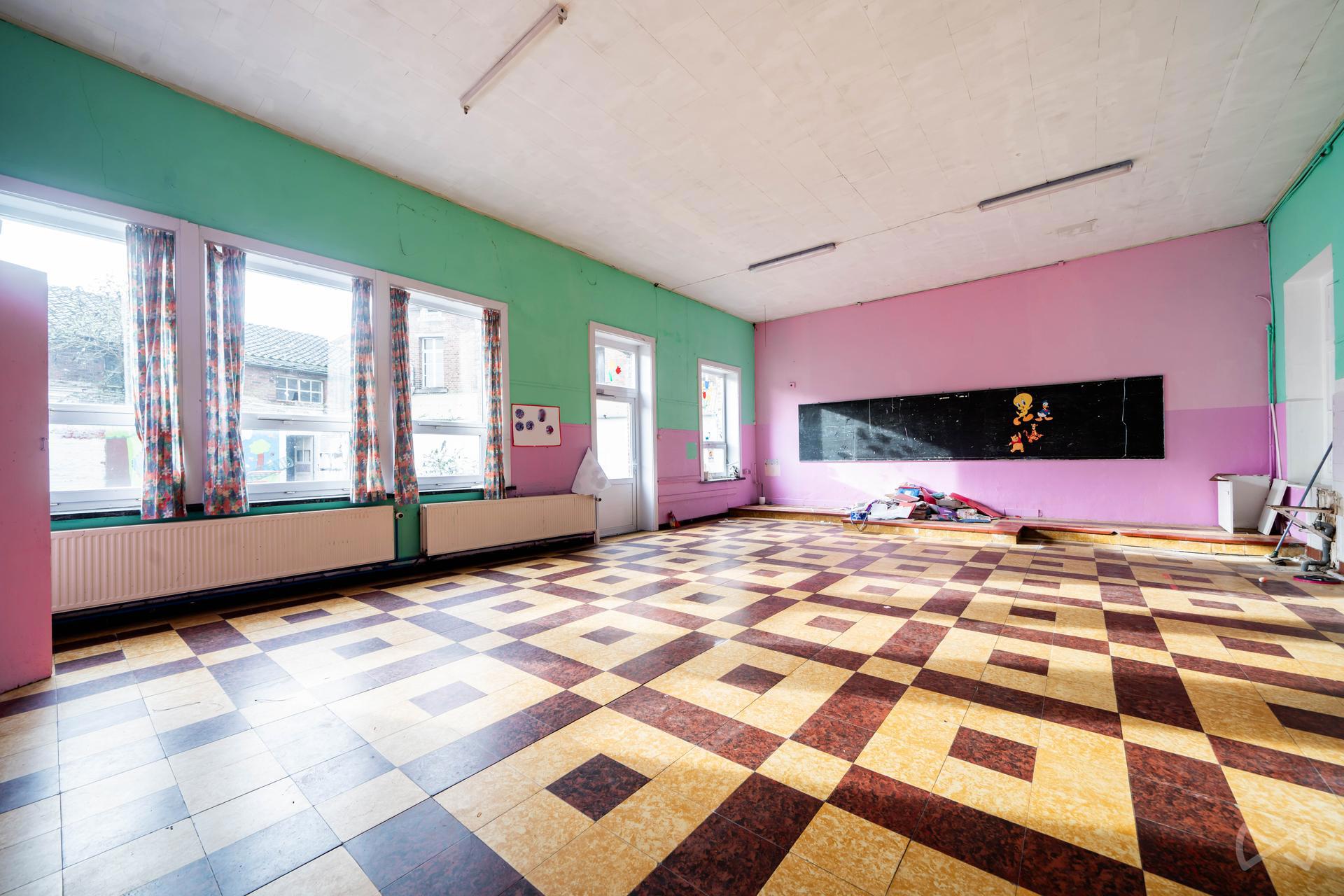 Picture 1 of 4 for Multi-purpose building in Frameries