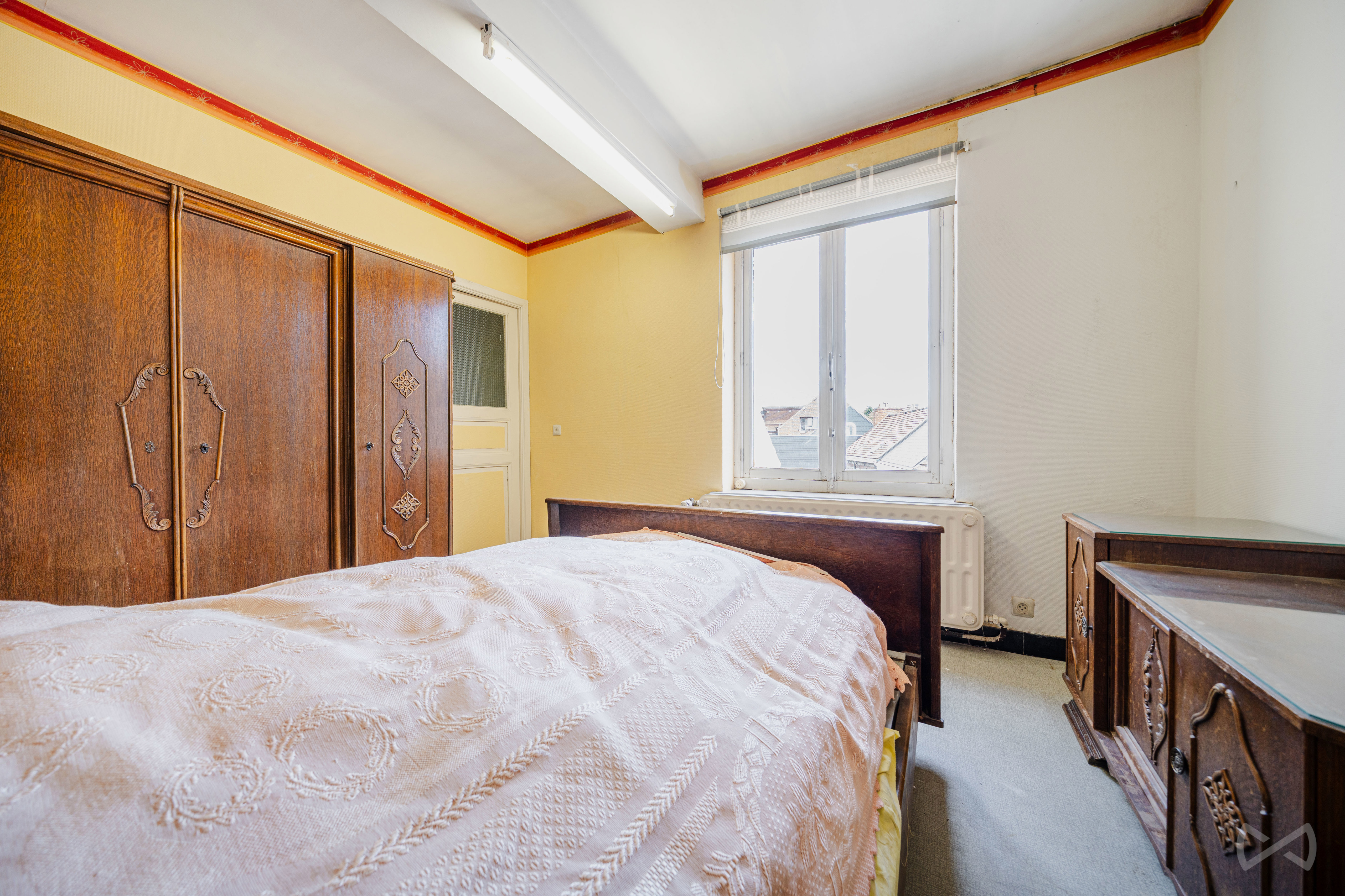 Foto 4 van 4 van Herenhuis met zes slaapkamers in Braine-le-Comte