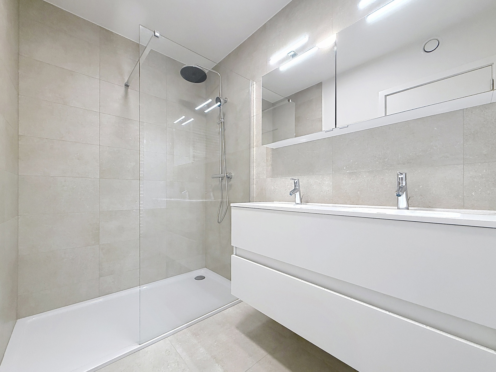 Picture 3 of 3 for Flat with two bedrooms in Namur