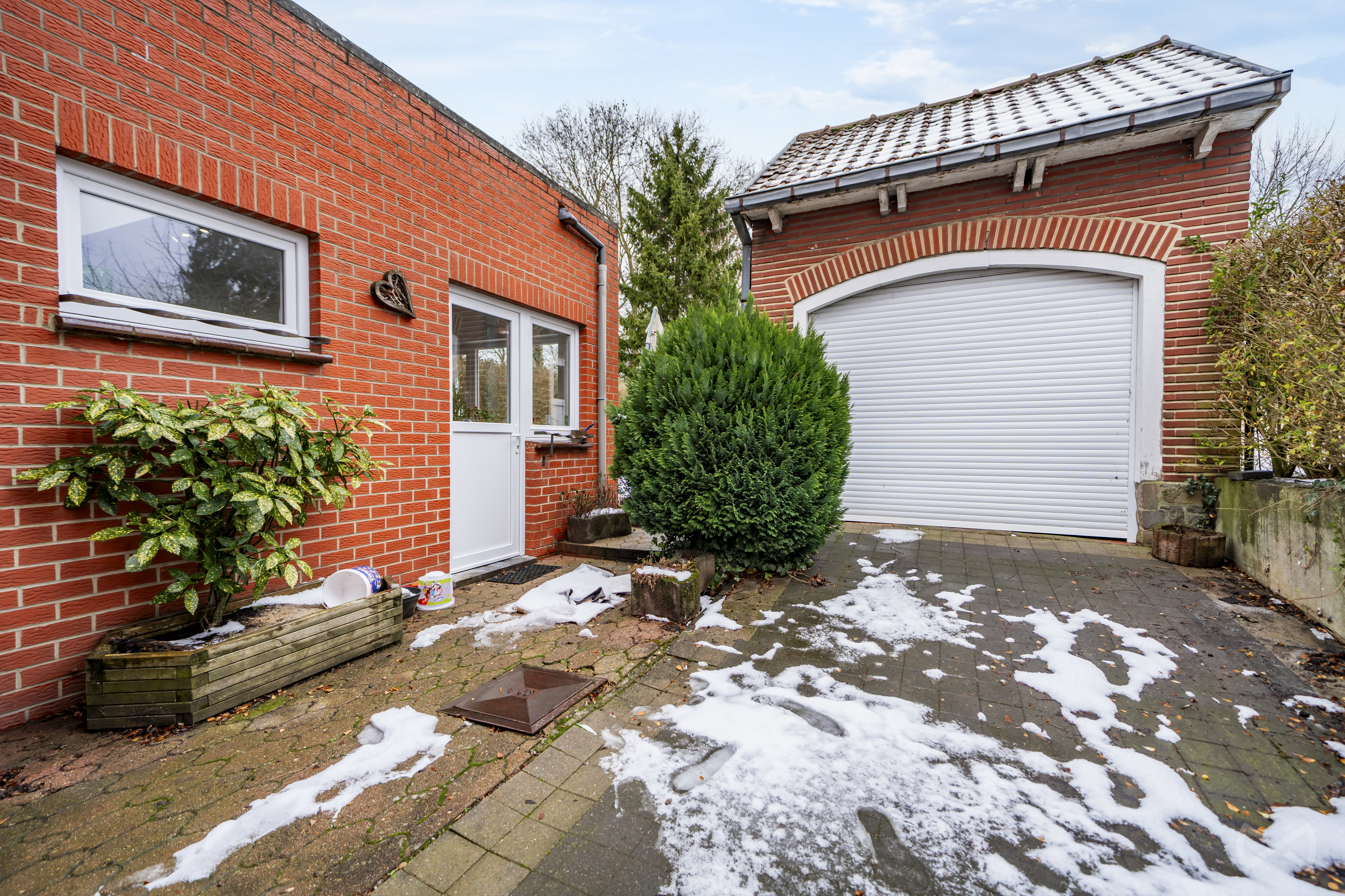 Picture 4 of 4 for House with four bedrooms in Mont-sur-marchienne