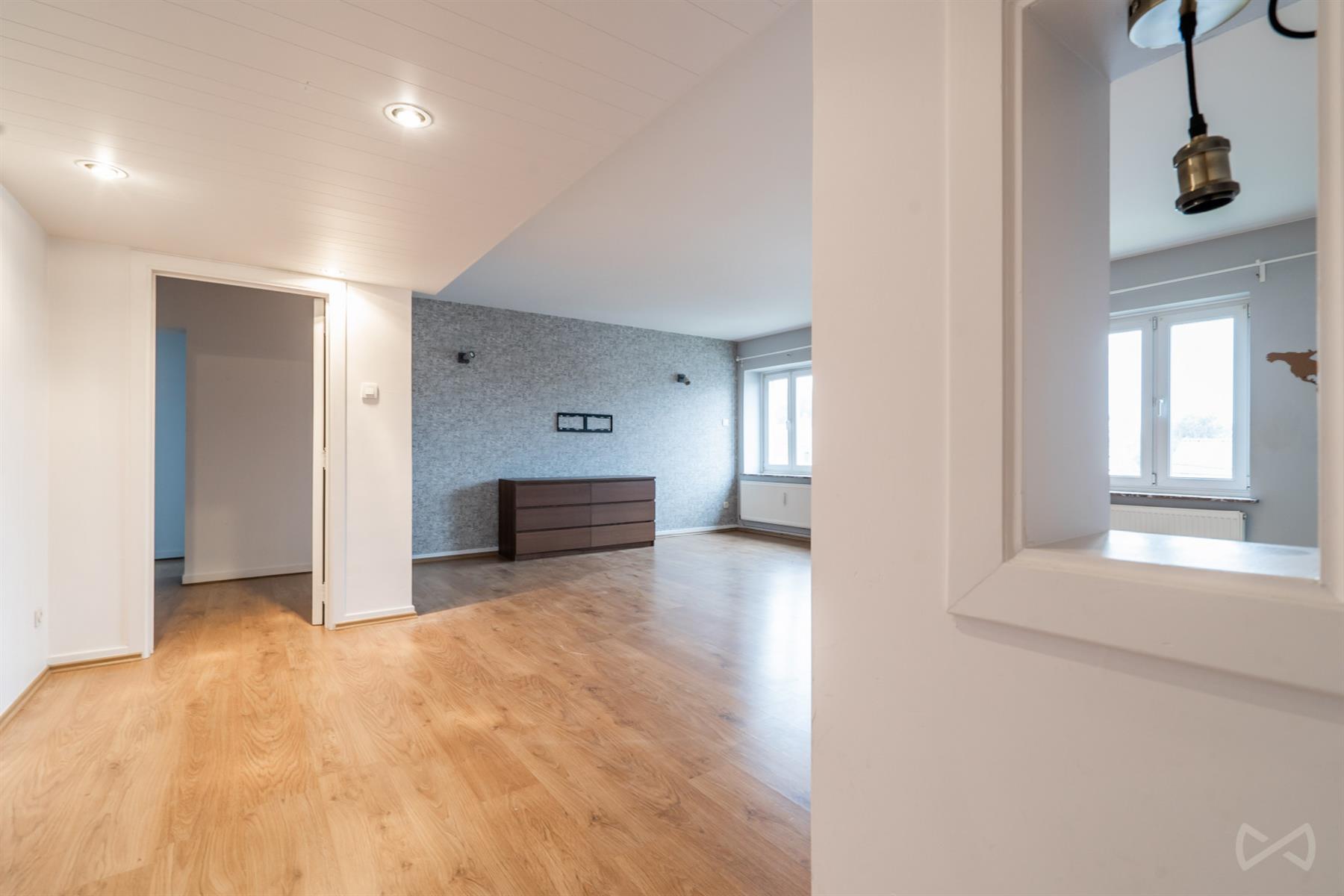 Picture 1 of 4 for Flat with four bedrooms in Montigny-le-tilleul