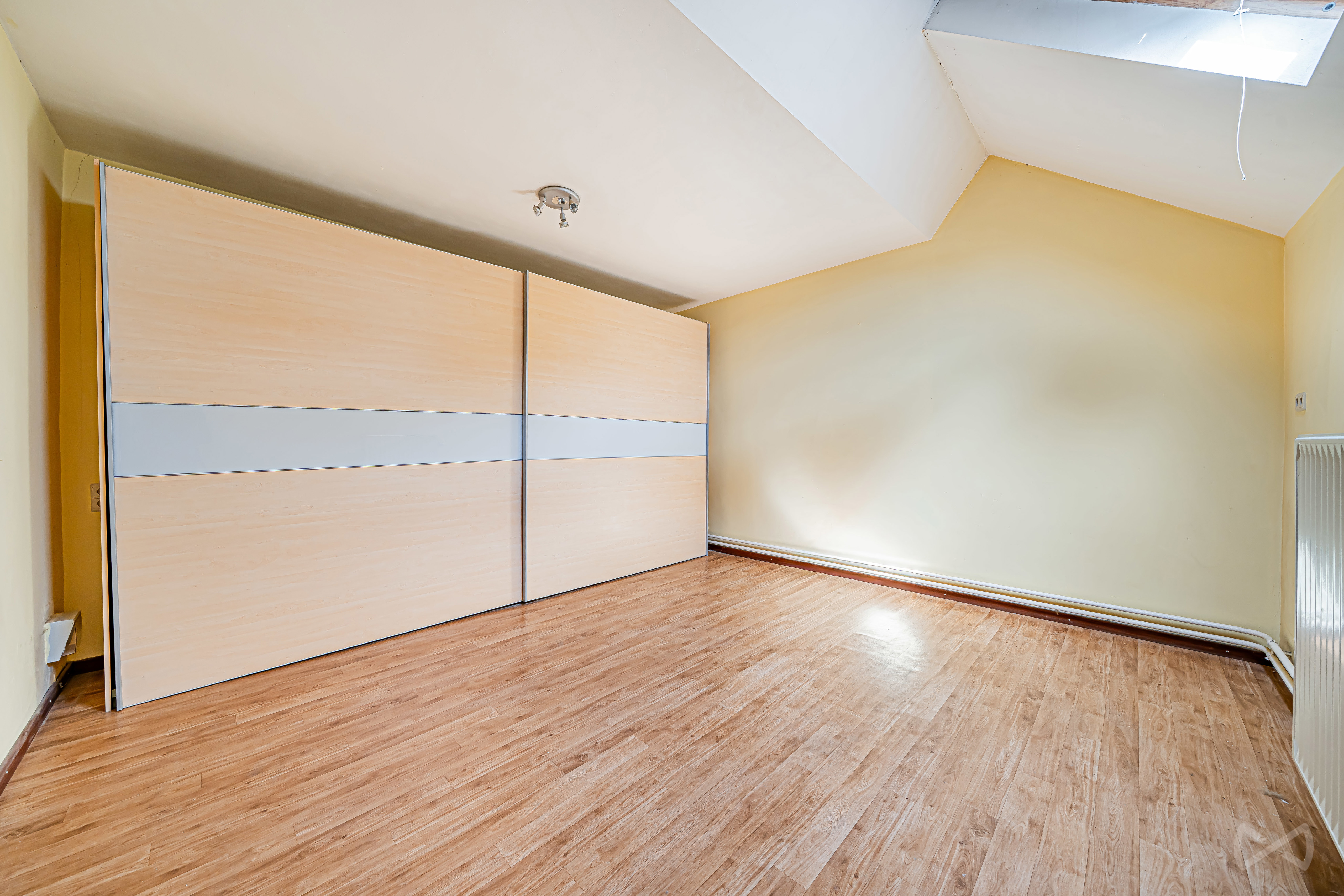 Foto 4 van 4 van Villa met zes slaapkamers in Thisnes