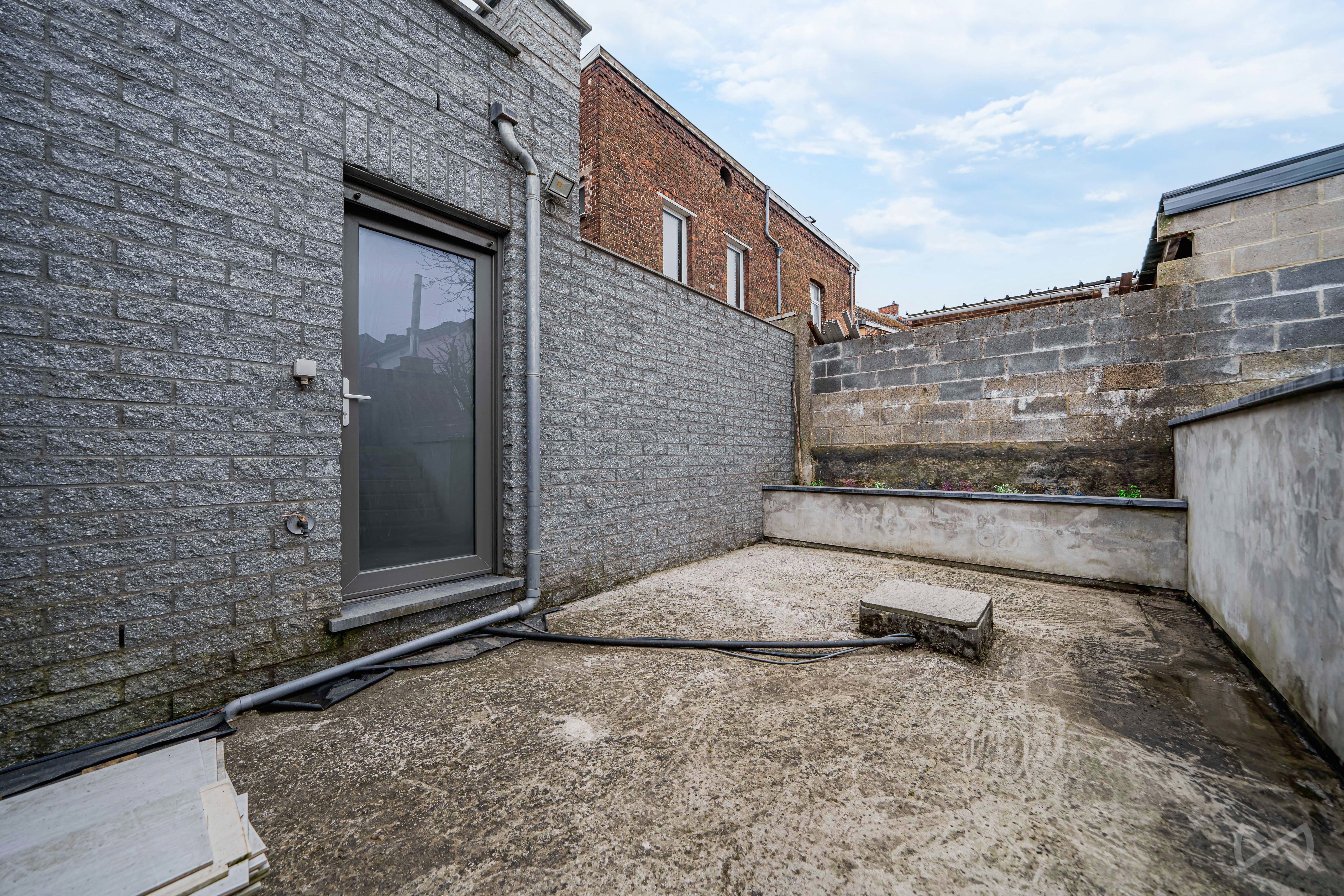 Photo 3 sur 4 pour Duplex de trois chambres à La Louvière Haine-Saint-Pierre