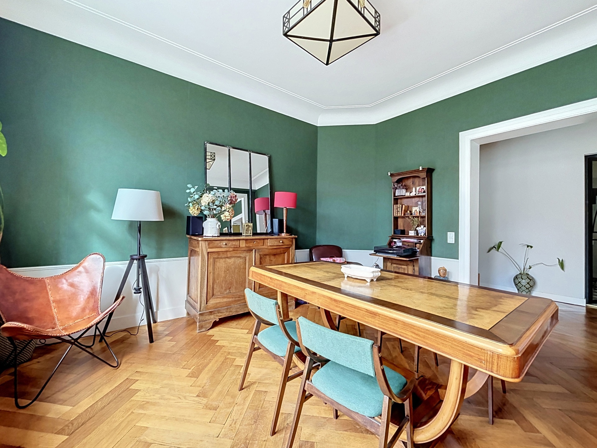 Picture 4 of 4 for Flat with three bedrooms in Ixelles