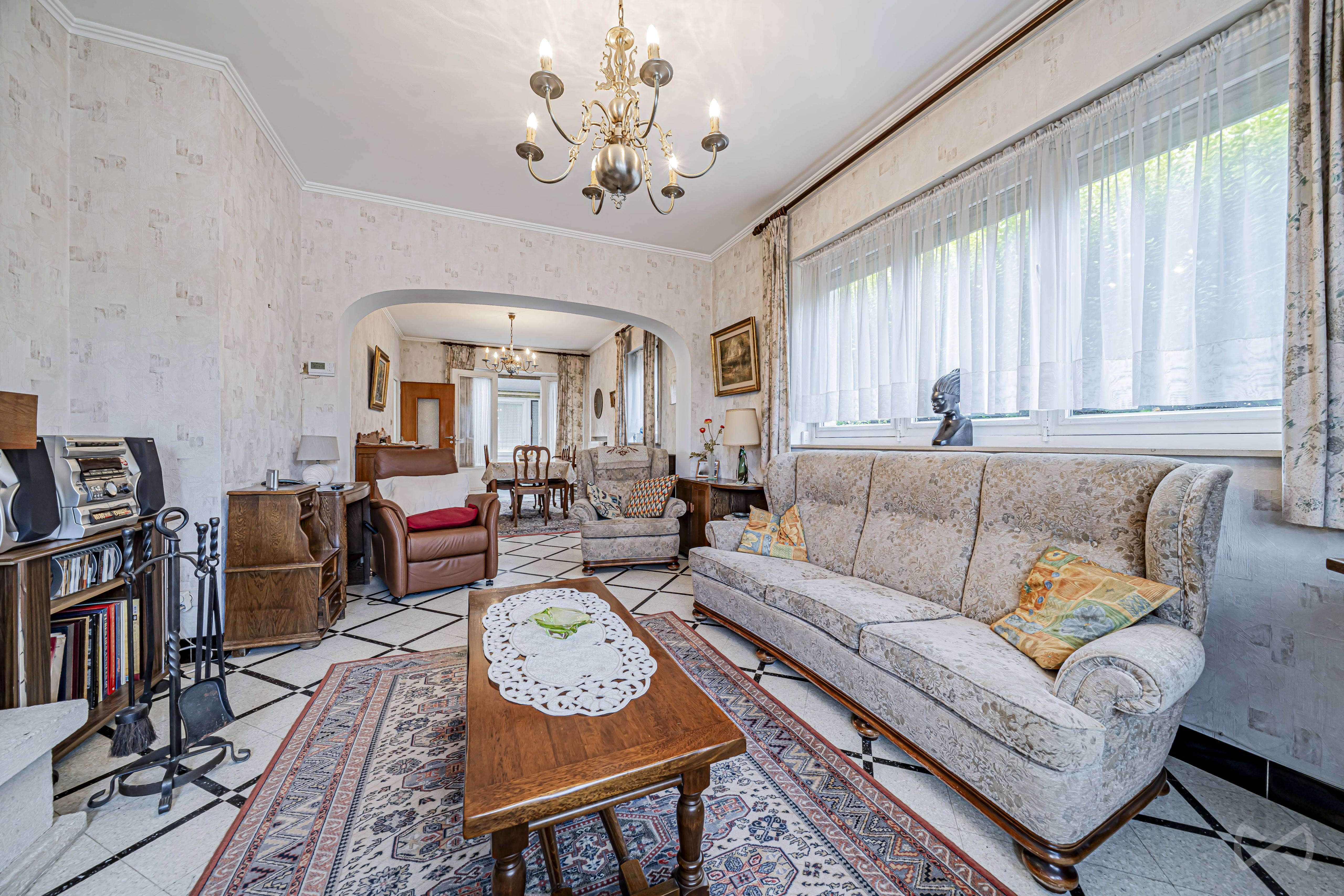 Photo 2 sur 4 pour Maison de quatre chambres à Aiseau-presles