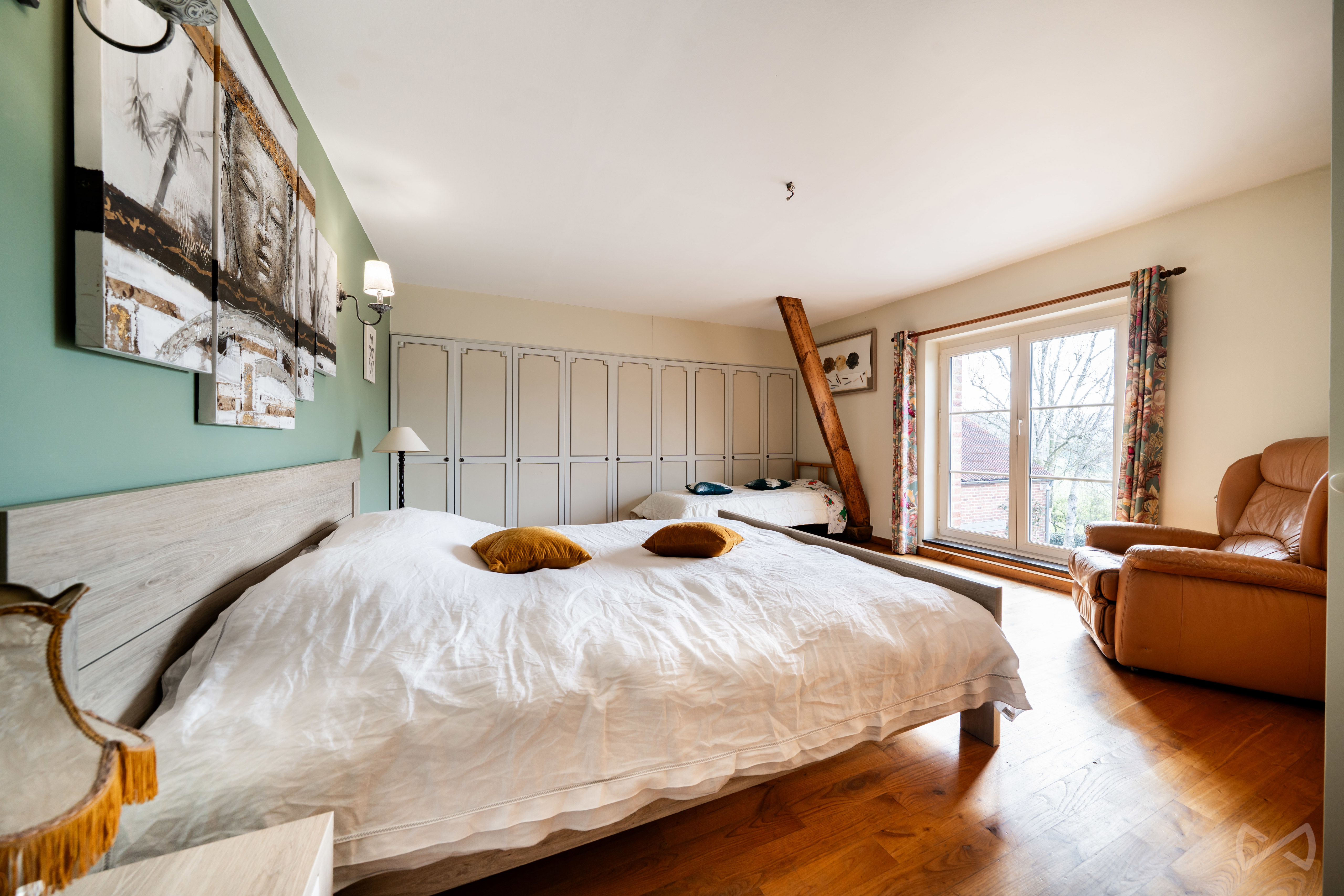 Picture 1 of 4 for Villa with six bedrooms in Jodoigne