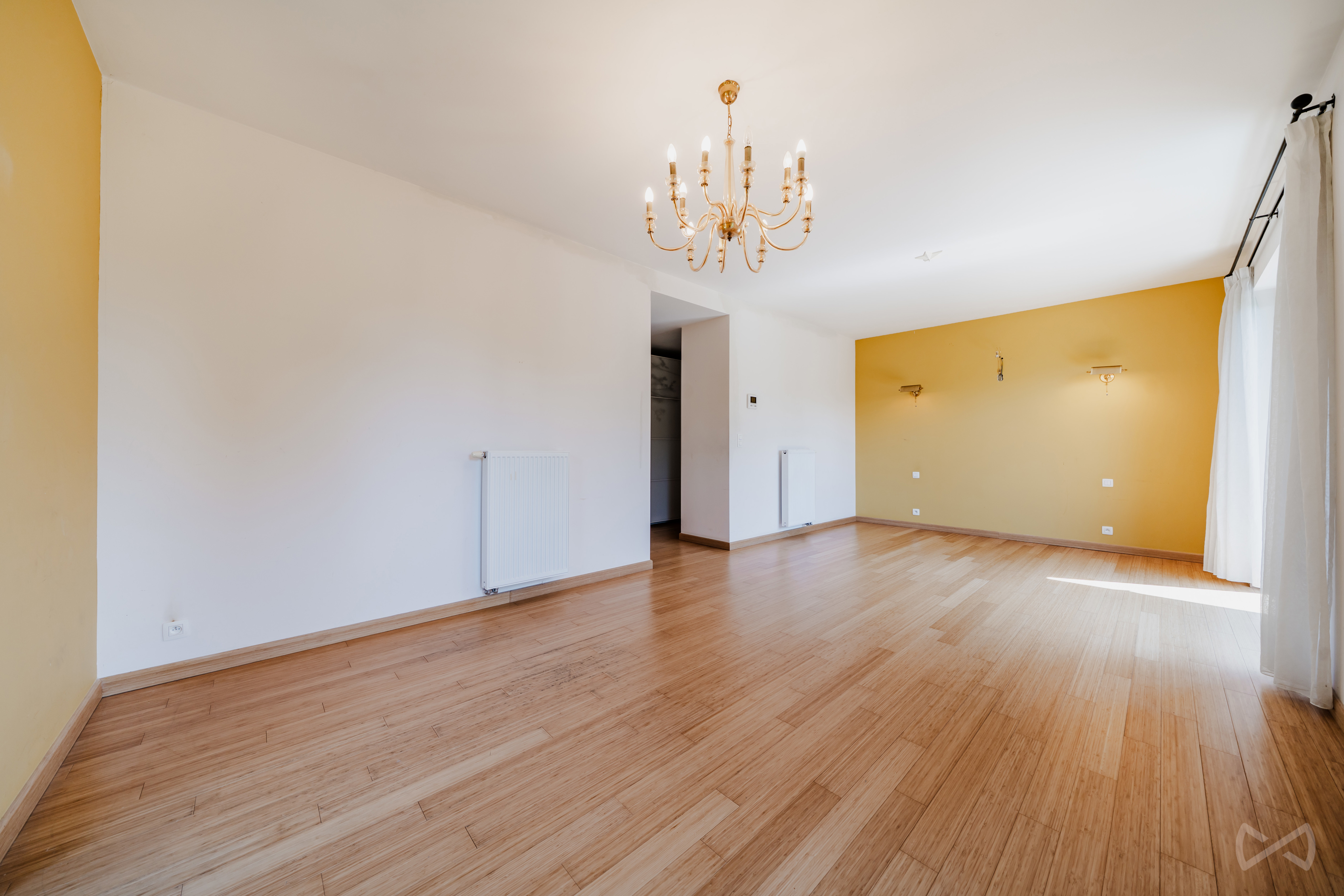 Picture 3 of 4 for Flat with three bedrooms in Waterloo