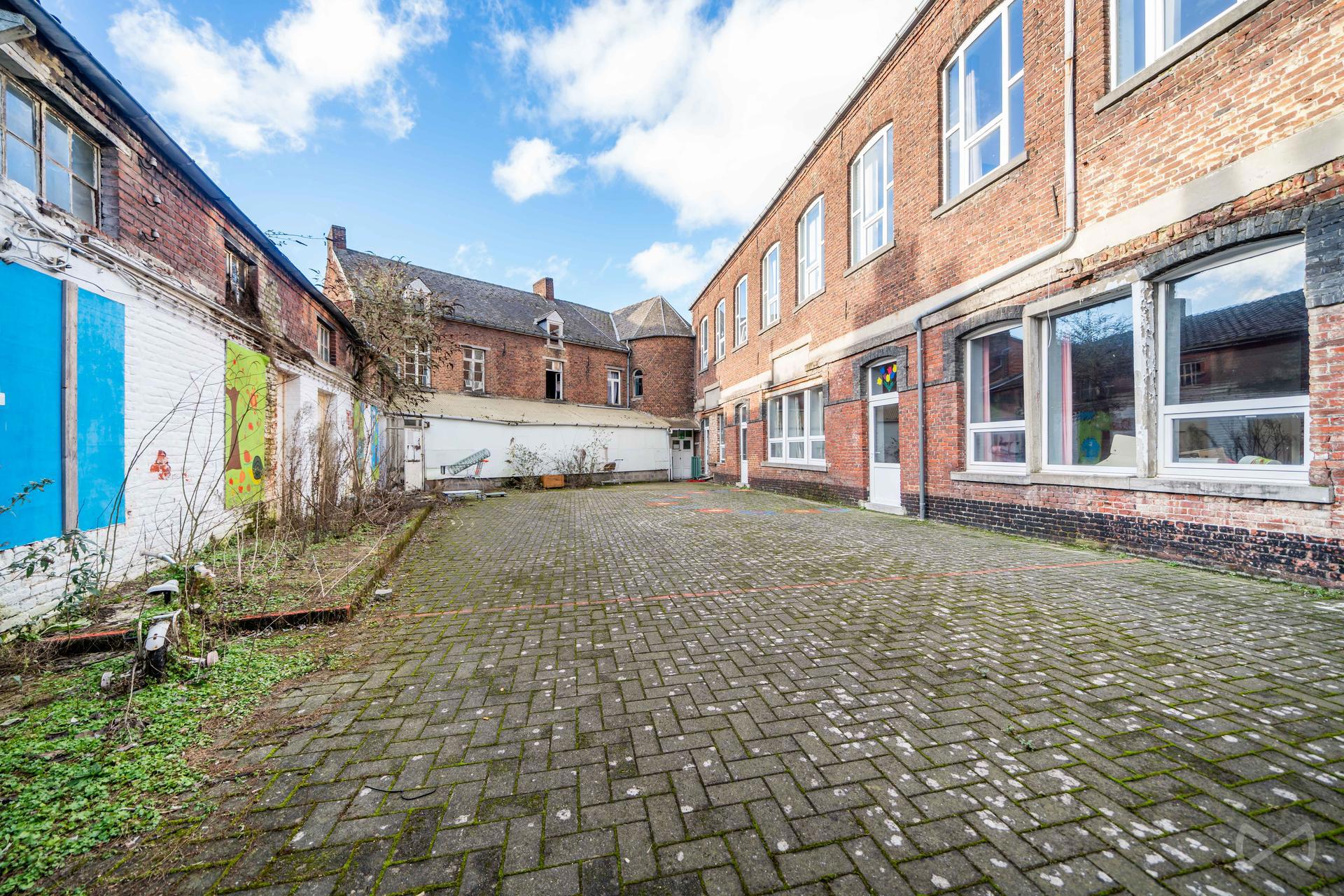 Picture 1 of 4 for Multi-purpose building in Frameries