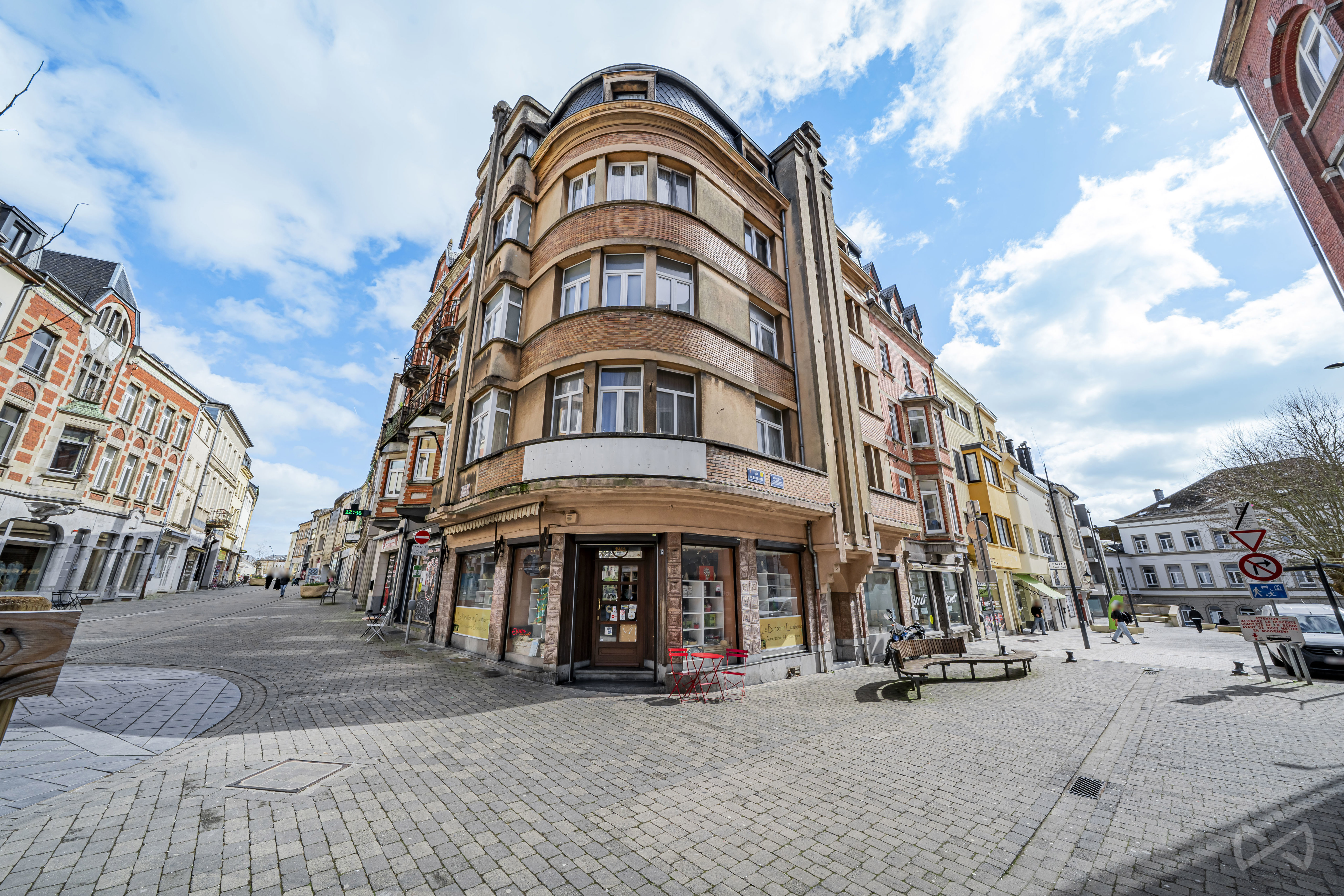 Picture 1 of 5 for Apartment block with eight bedrooms in Arlon