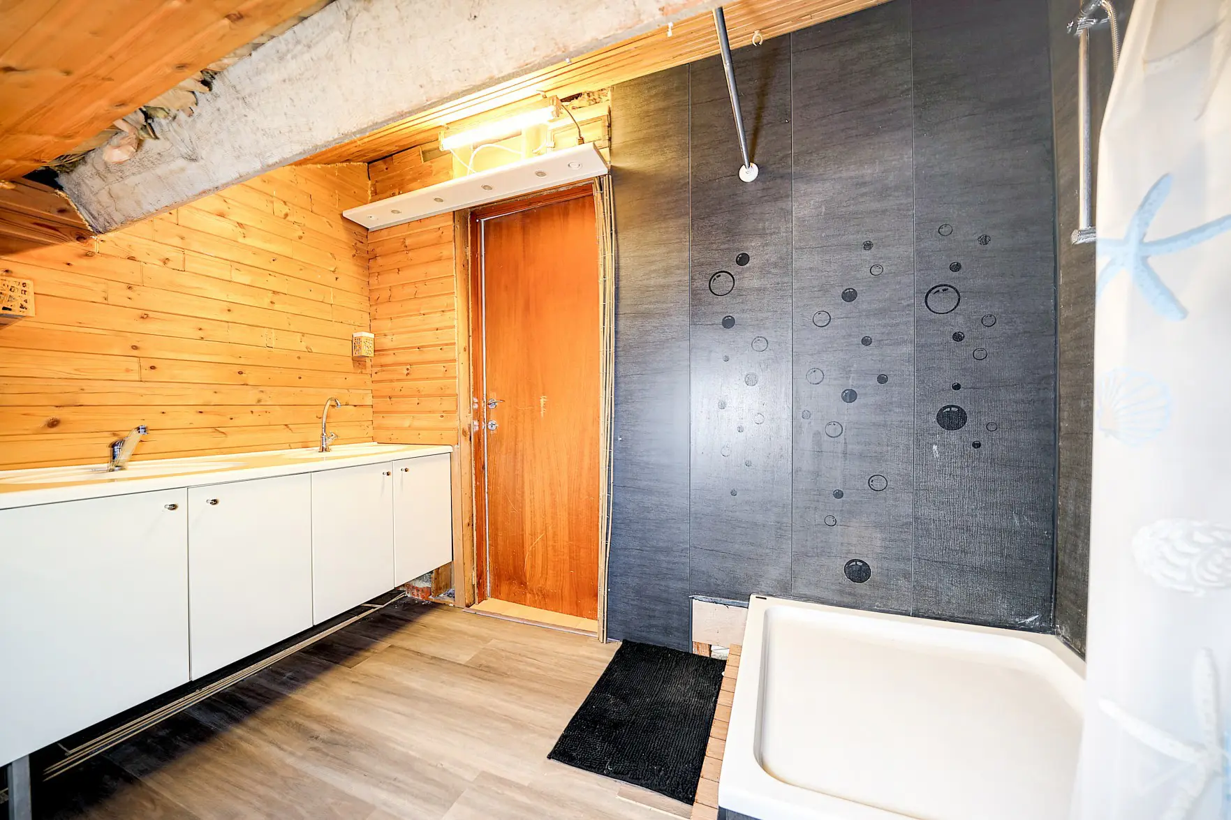 Foto 1 van 4 van Huis met vier slaapkamers in Braine-l'Alleud