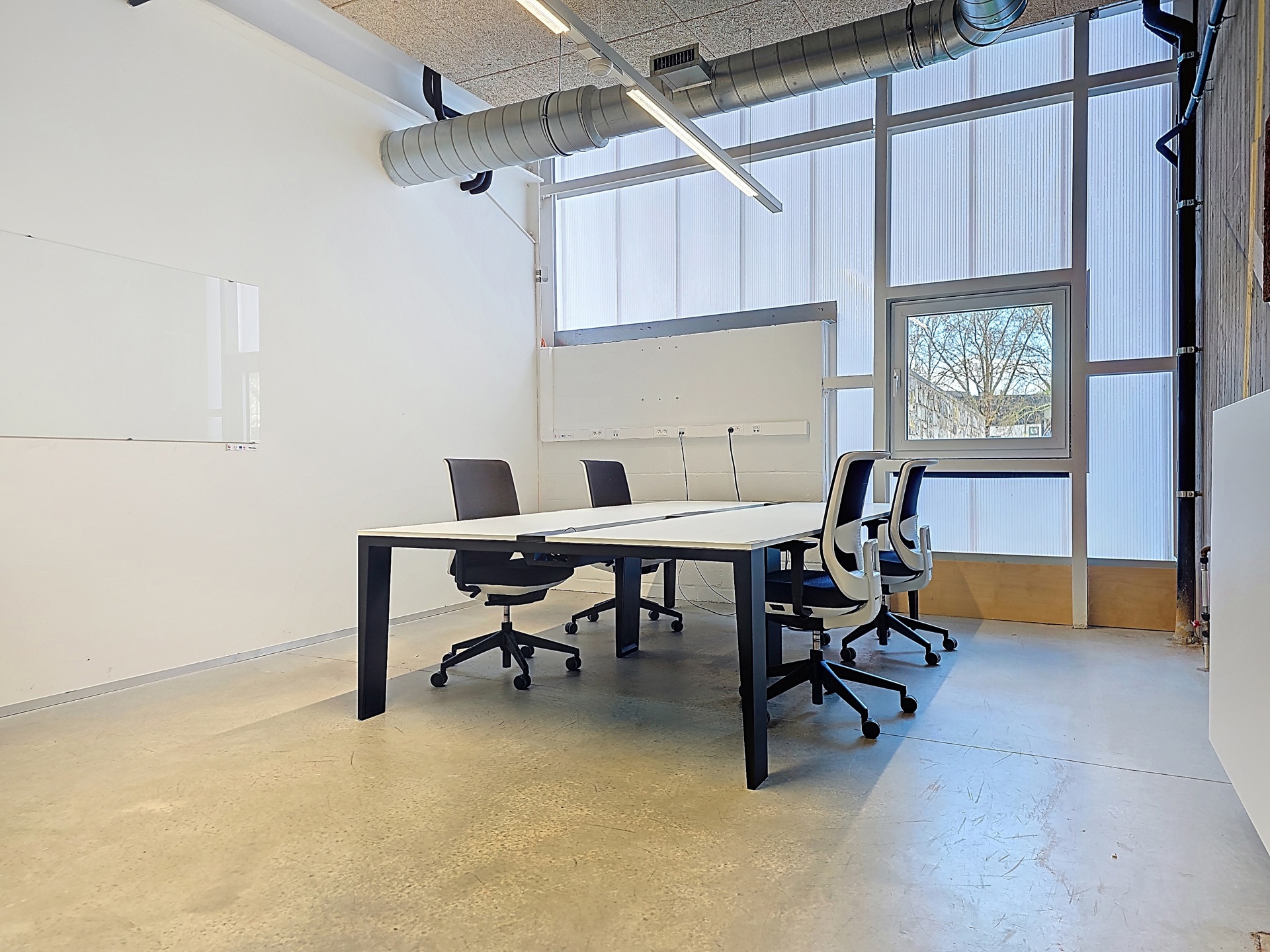 Picture 1 of 4 for Offices in Namur