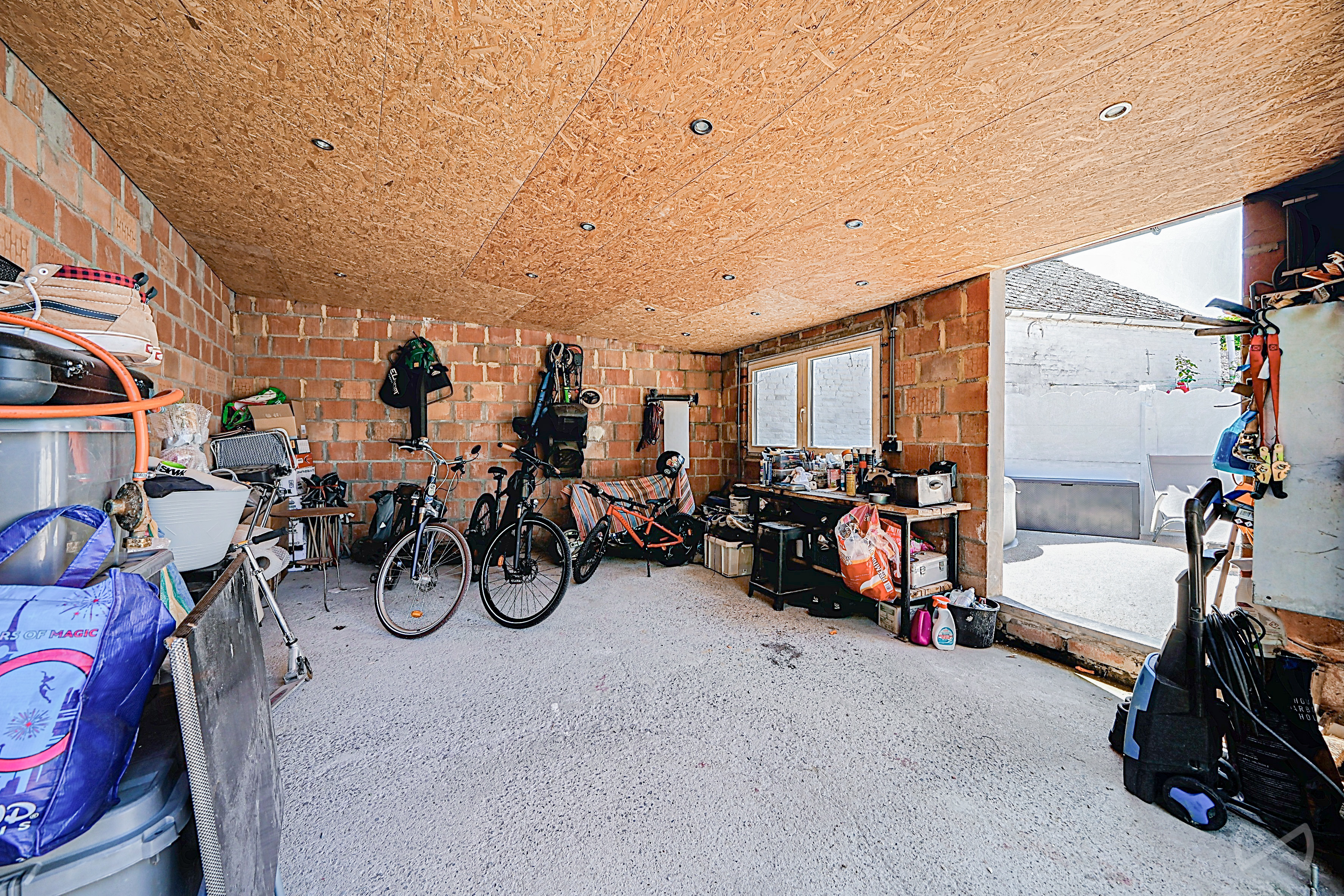 Foto 4 van 4 van Huis met twee slaapkamers in Hyon