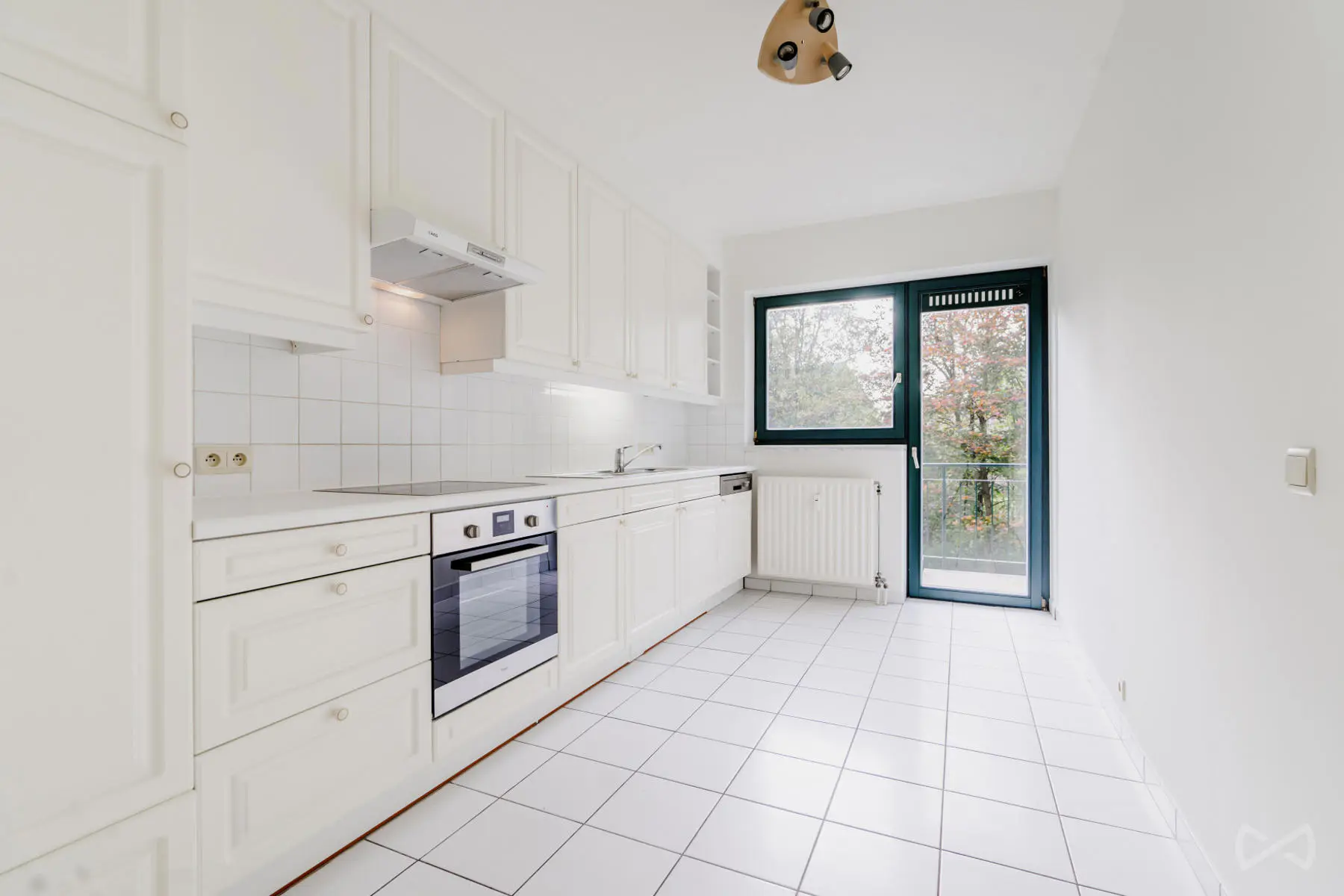 Picture 1 of 4 for Flat with three bedrooms in Woluwe-saint-pierre