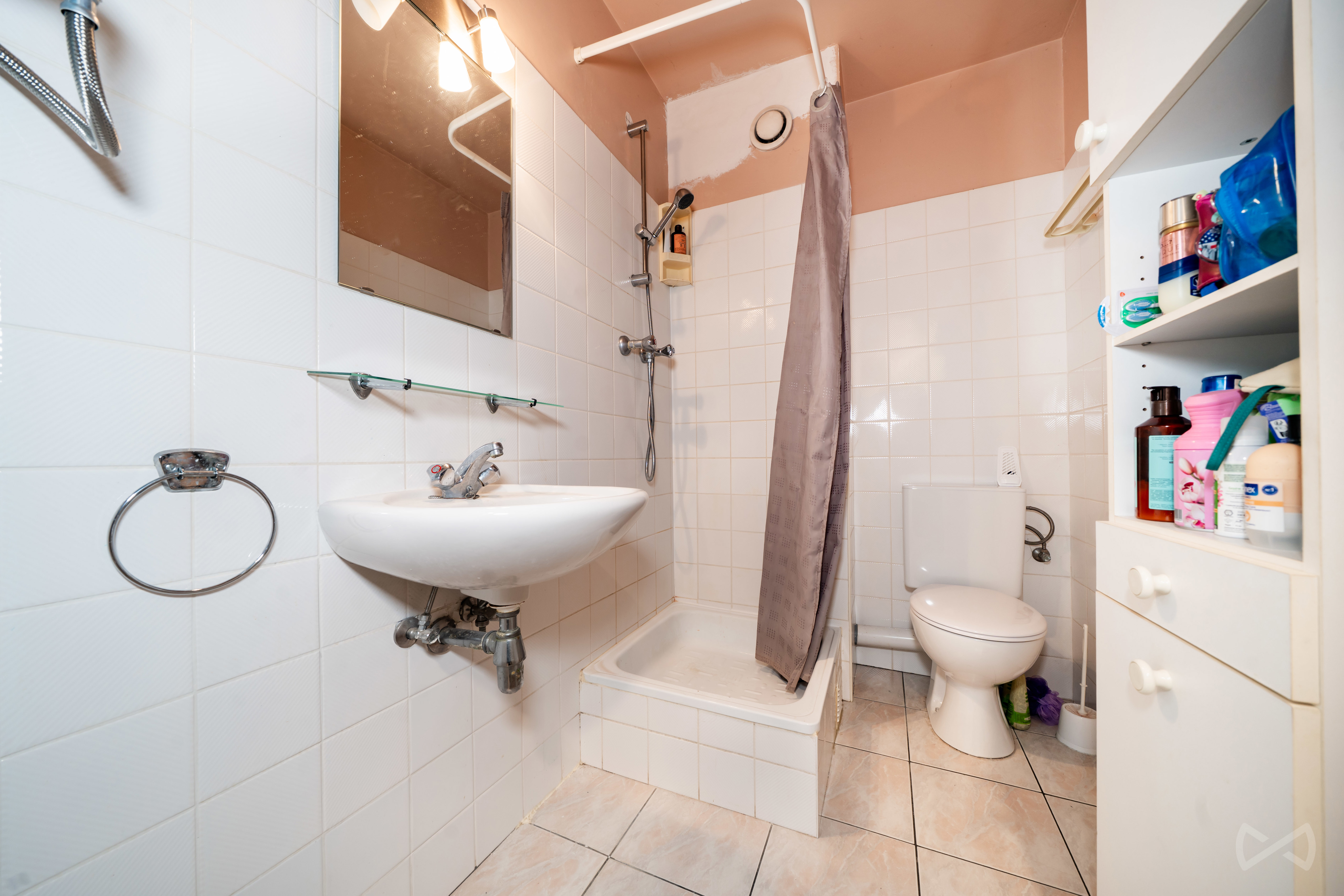 Foto 4 van 4 van Studio in Ottignies-louvain-la-neuve