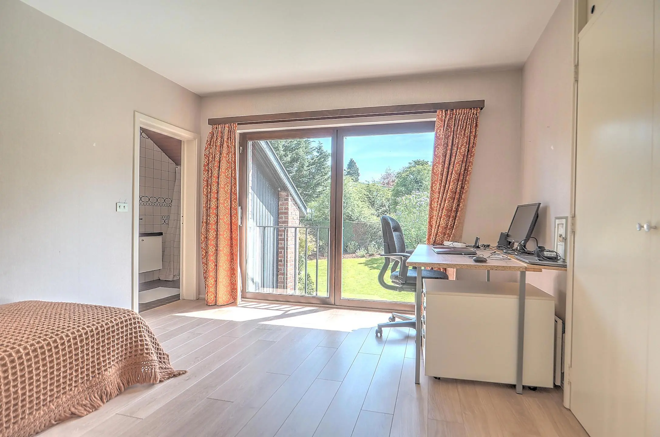 Photo 4 sur 4 pour Maison de quatre chambres à Uccle