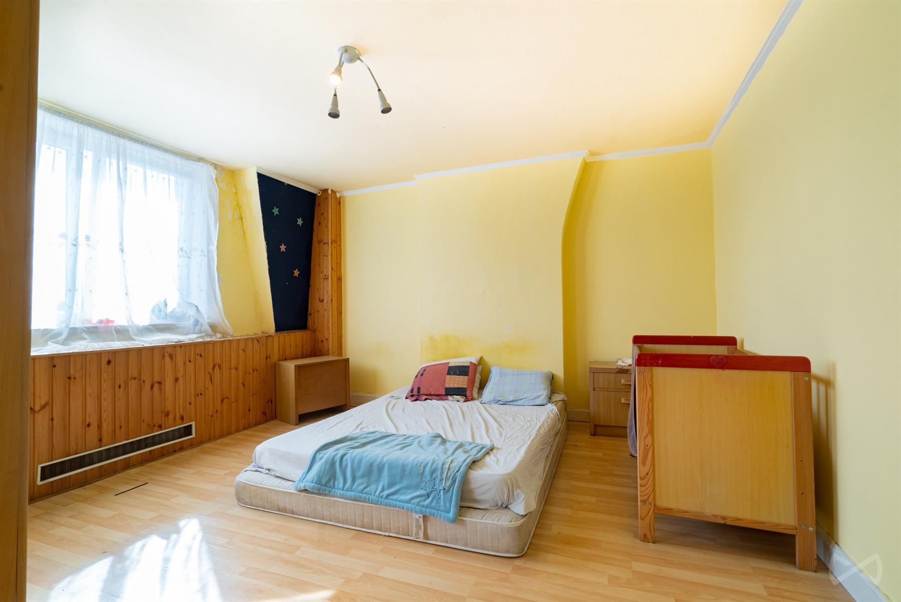 Picture 4 of 4 for House with six bedrooms in Lodelinsart
