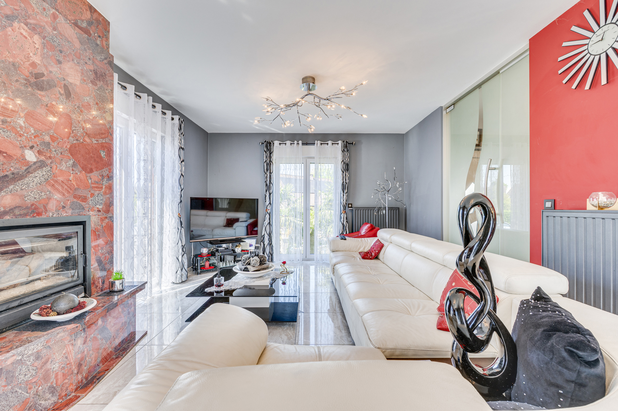 Picture 1 of 4 for Villa with four bedrooms in Tubize