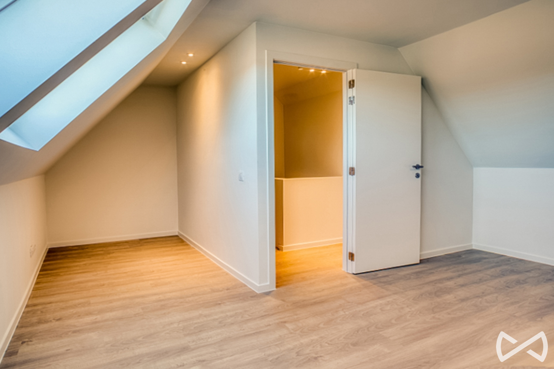 Picture 3 of 3 for House with four bedrooms in Brakel