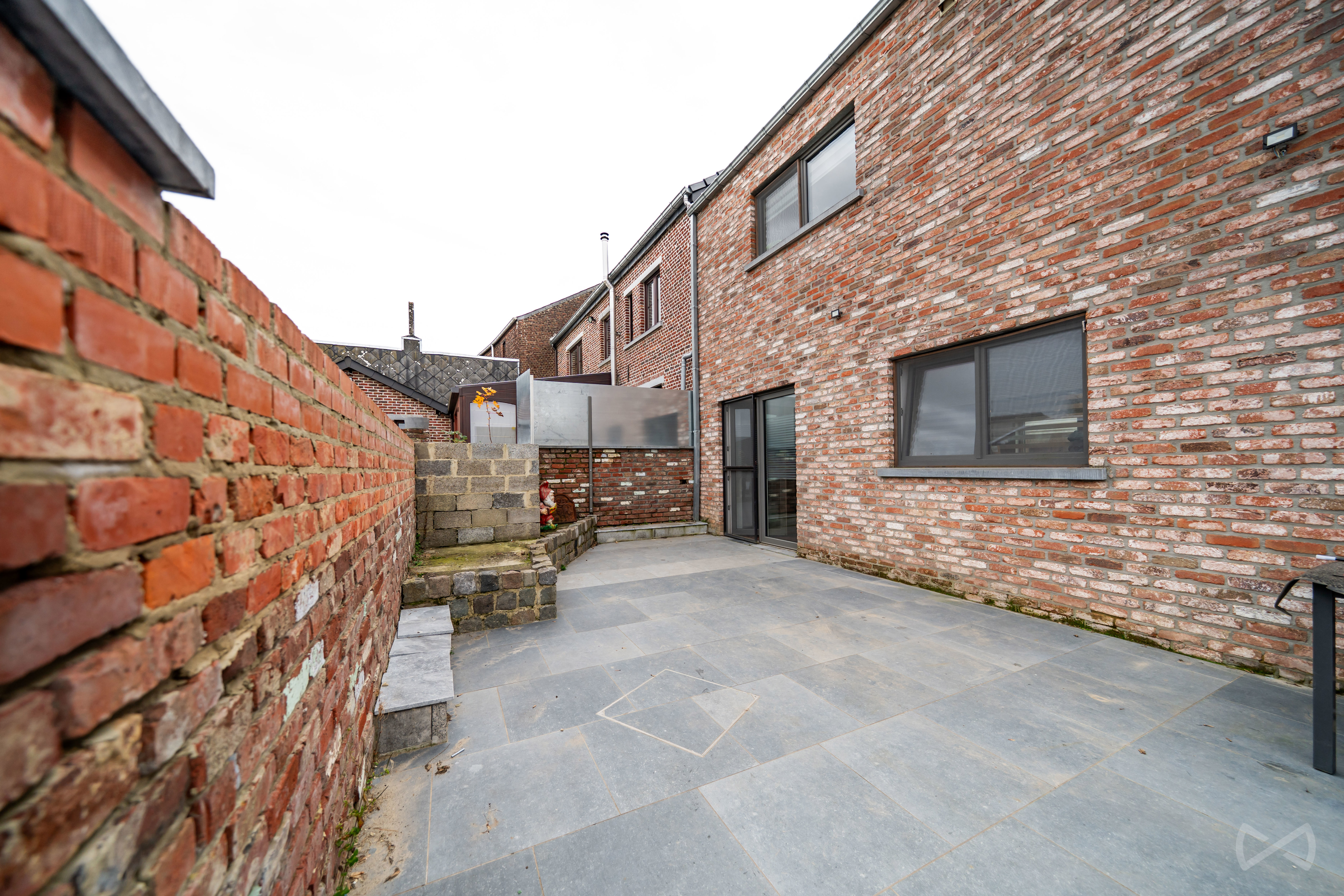 Photo 4 sur 4 pour Immeuble à appartements de trois chambres à Sombreffe