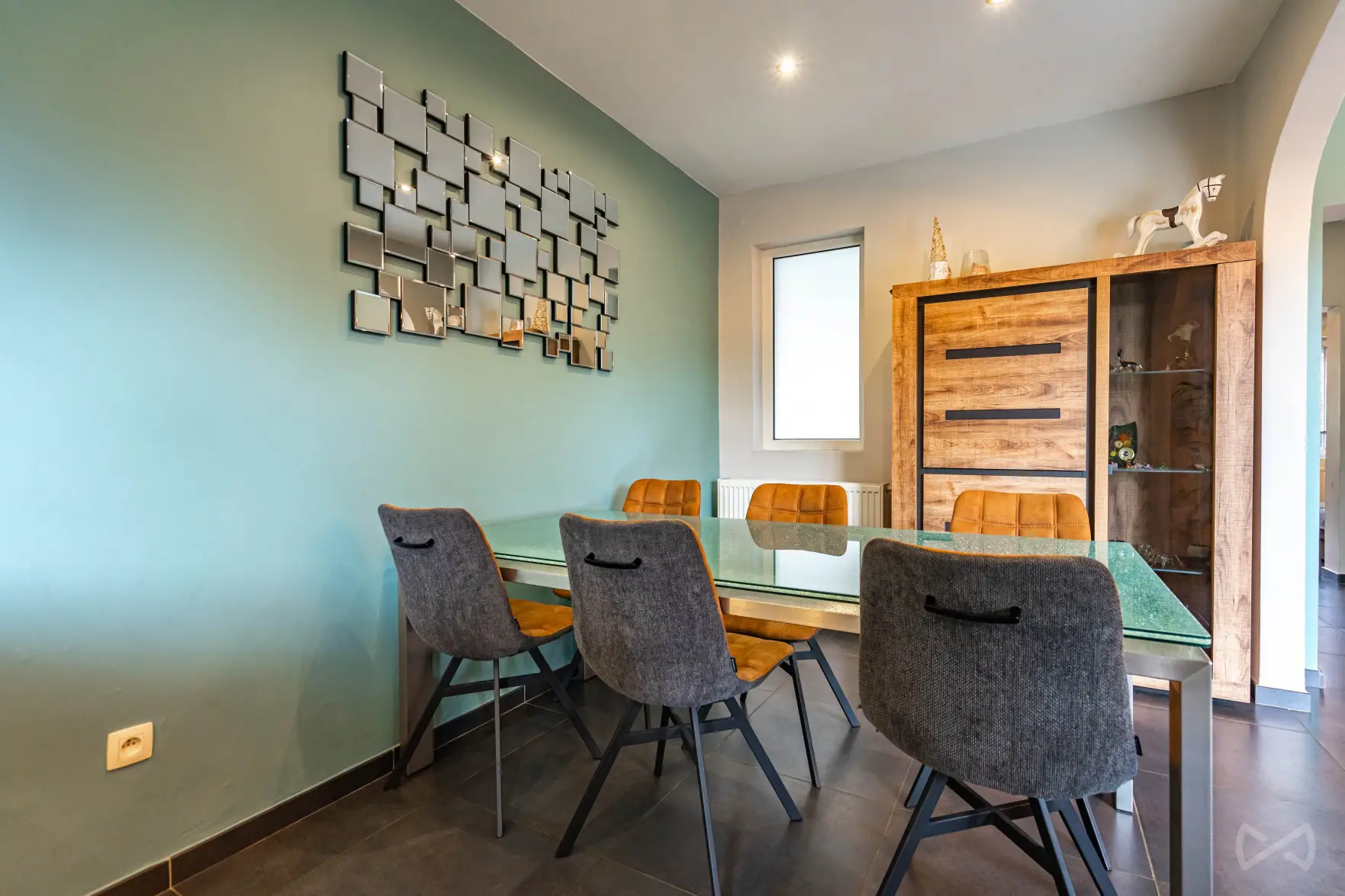 Picture 5 of 4 for House with four bedrooms in Mont-sur-marchienne