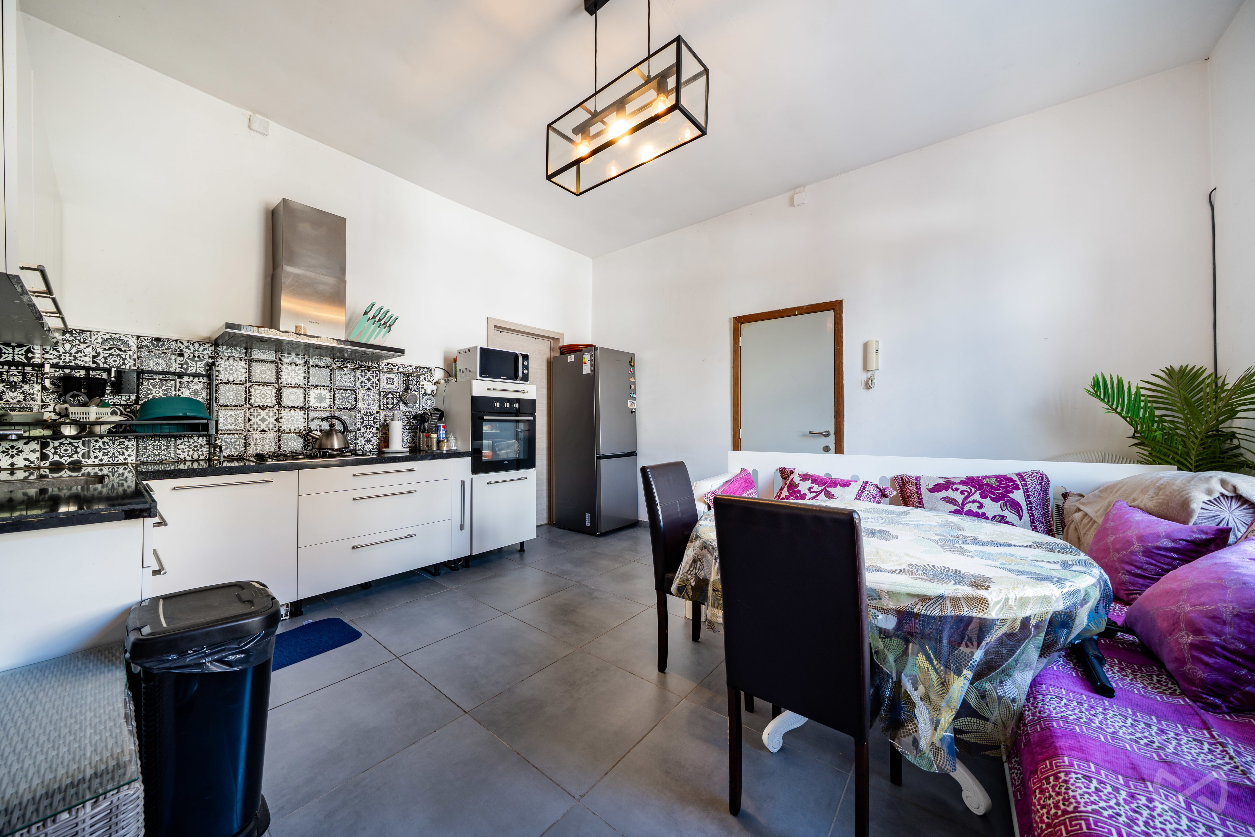 Picture 1 of 4 for Apartment block with three bedrooms in Montignies-Sur-Sambre