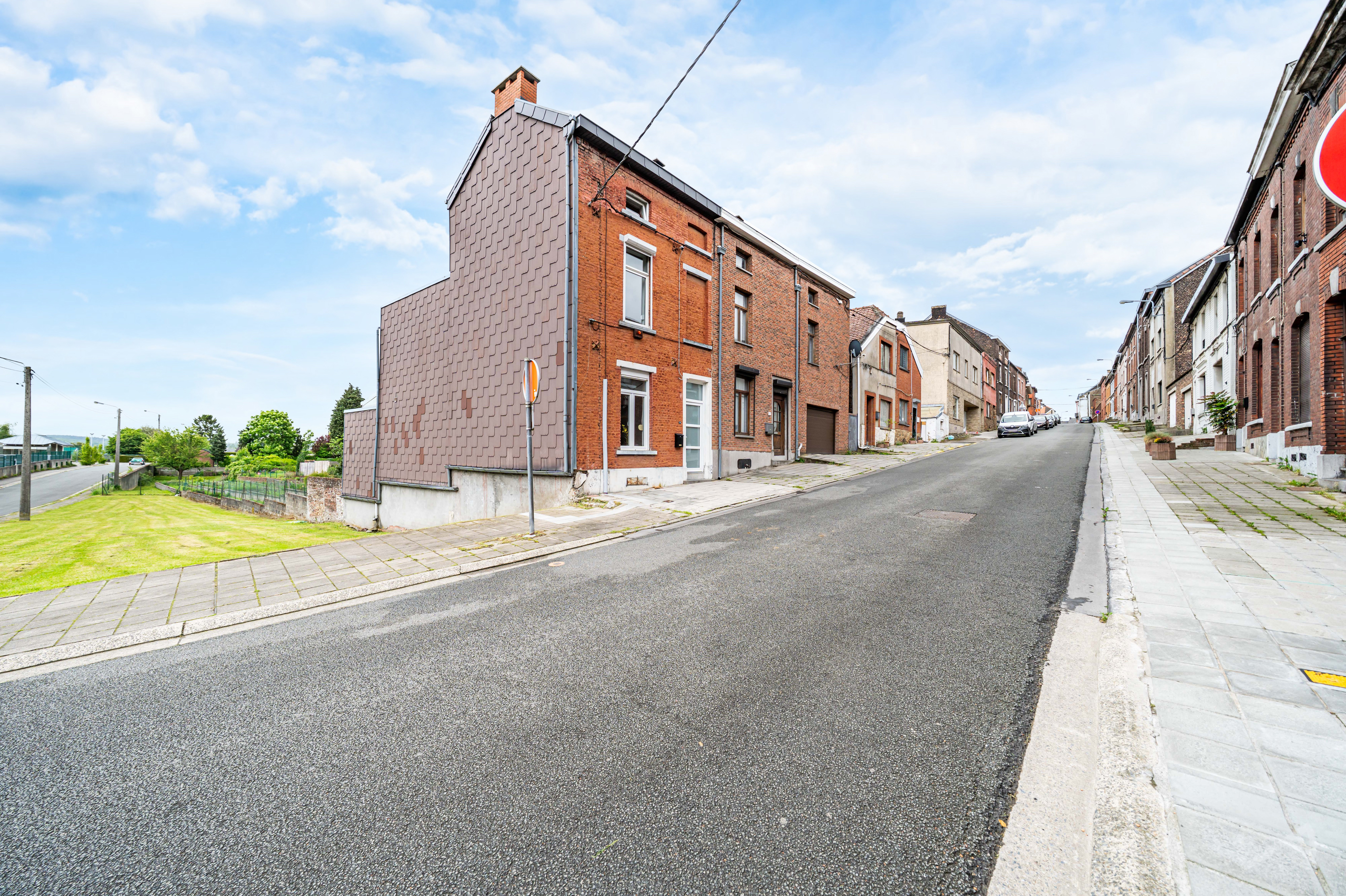 Picture 3 of 4 for House with three bedrooms in Gilly
