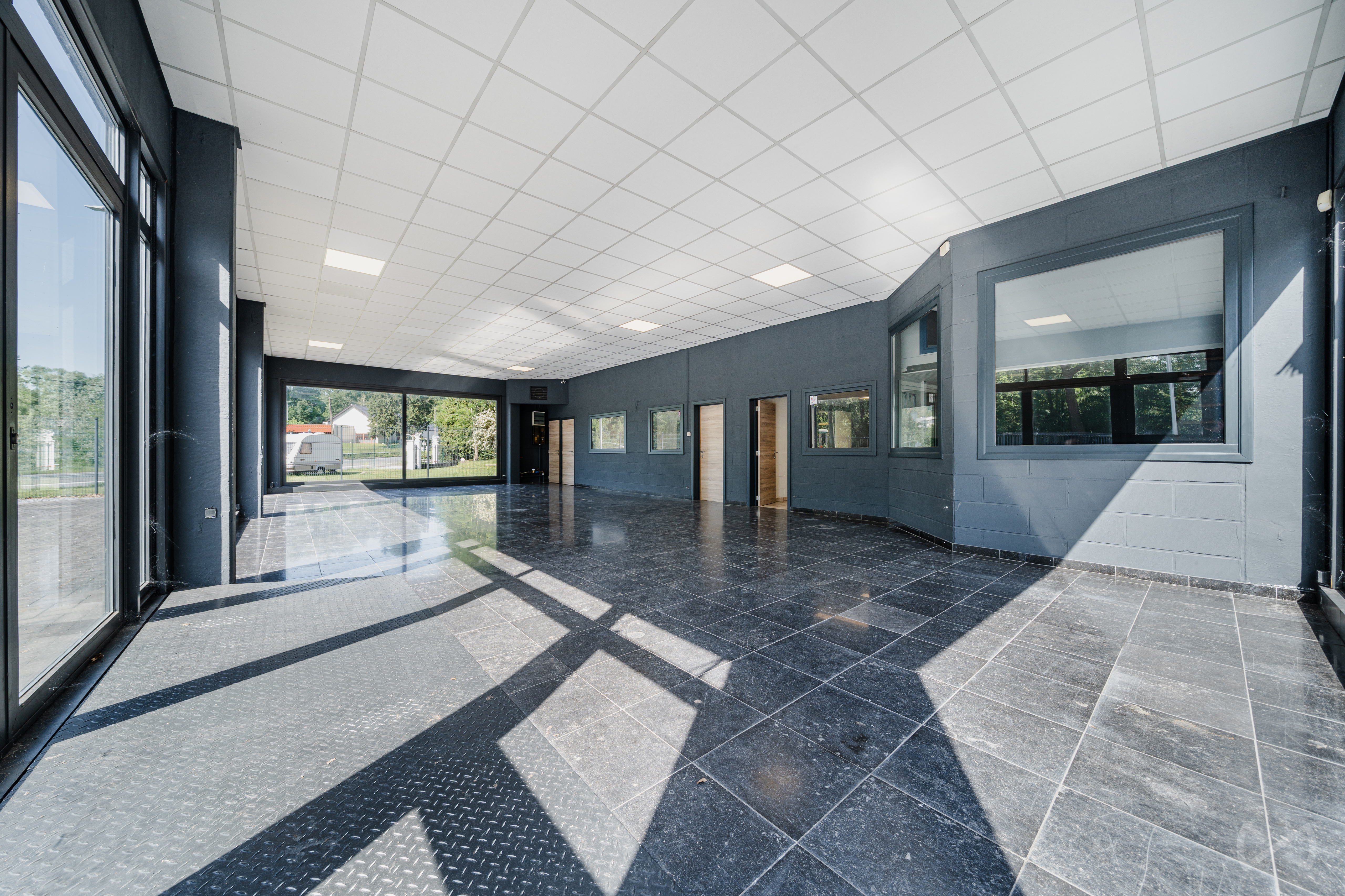 Picture 2 of 4 for Office and warehouse in Soignies Casteau