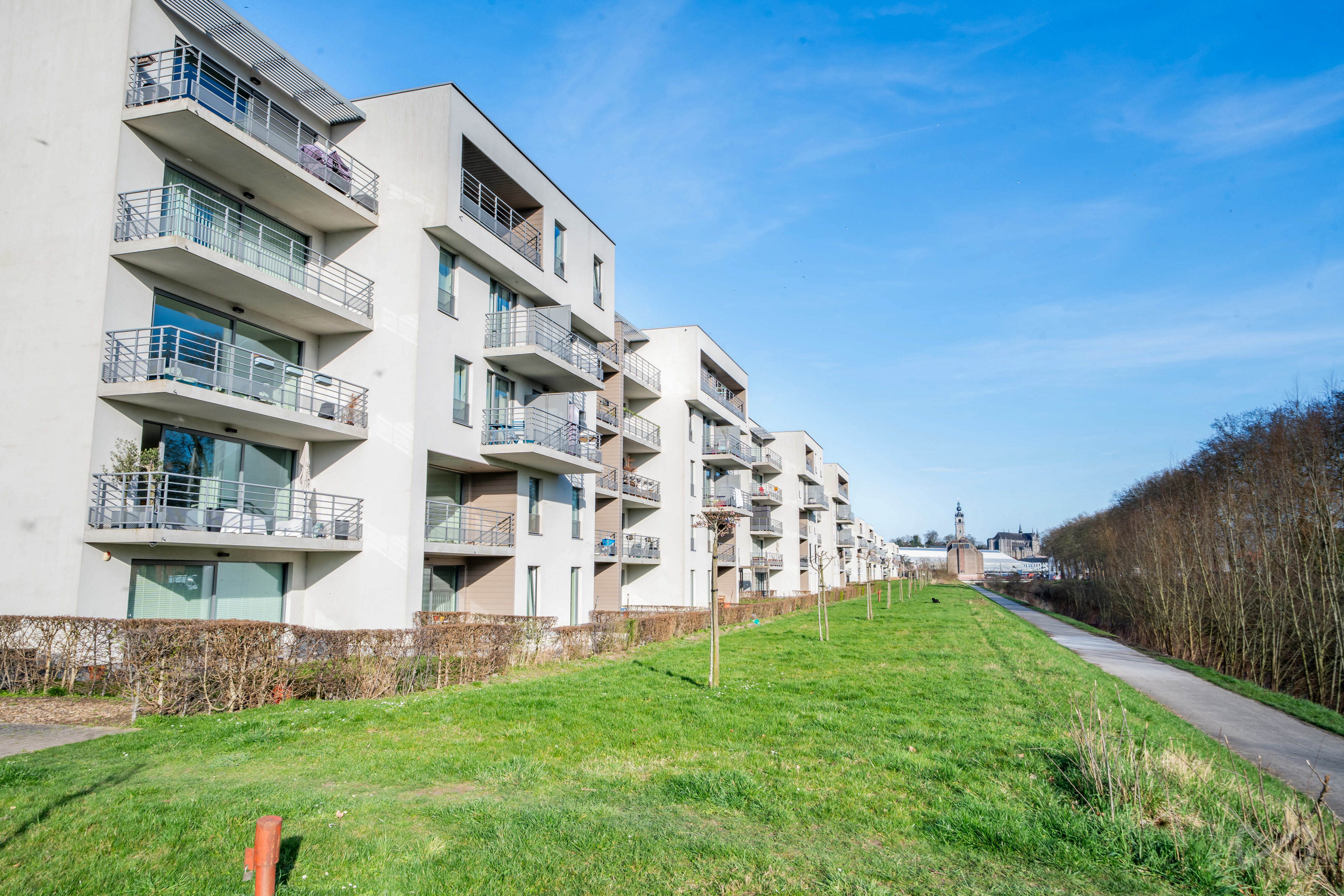 Picture 4 of 4 for Flat with three bedrooms in Mons