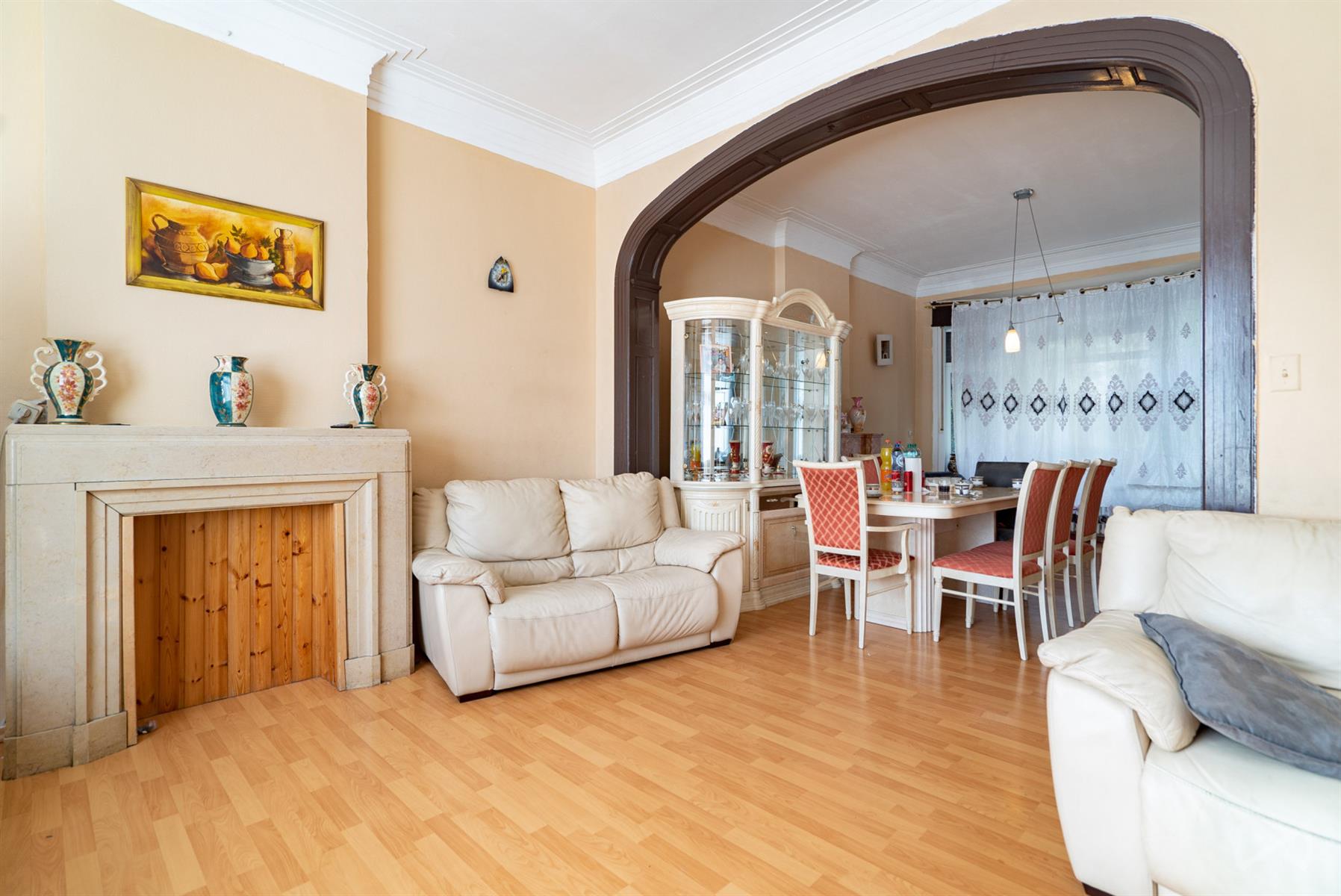 Picture 4 of 4 for House with six bedrooms in Lodelinsart