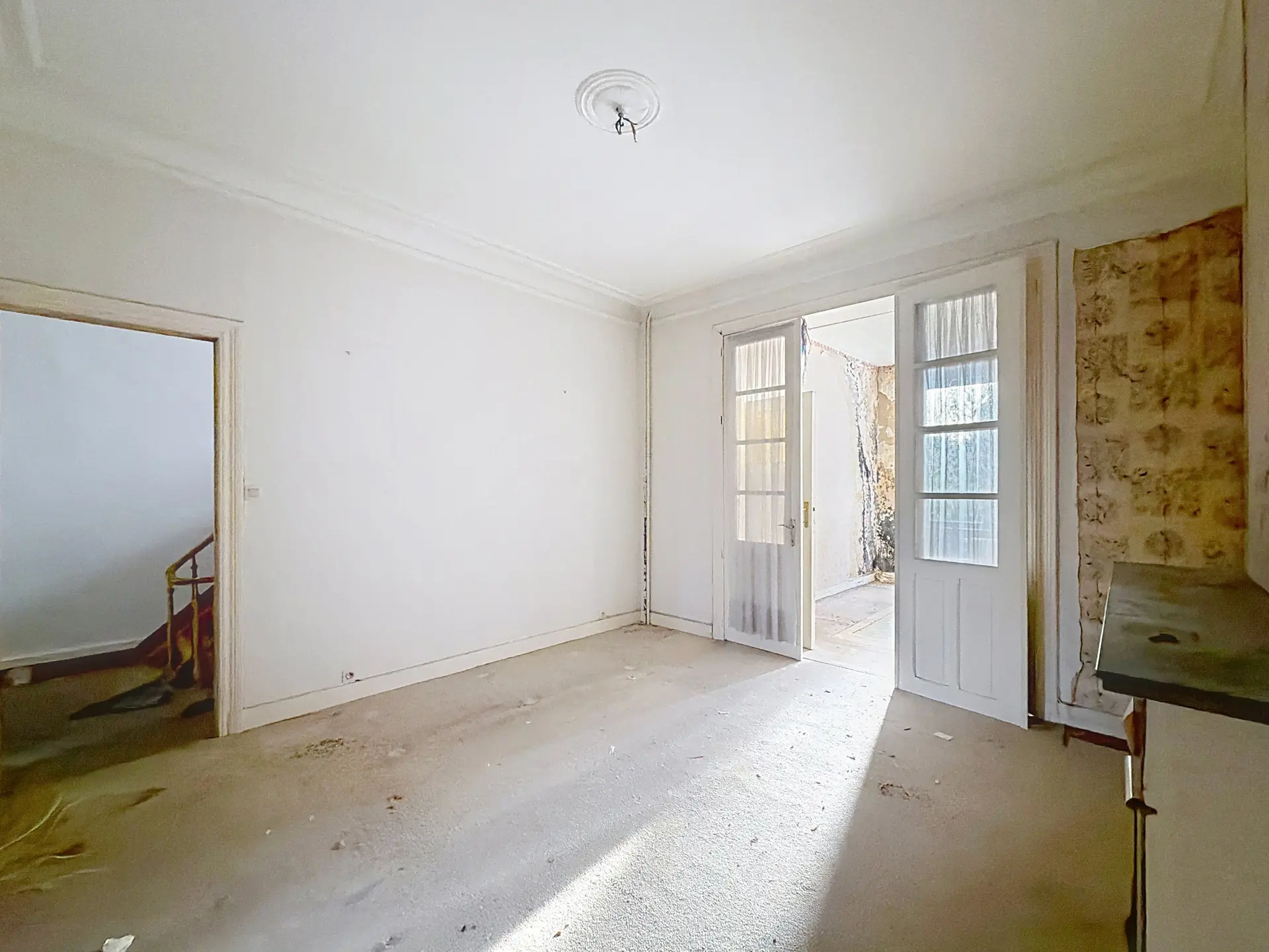 Foto 1 van 4 van Appartementsgebouw met vijf slaapkamers in Schaerbeek