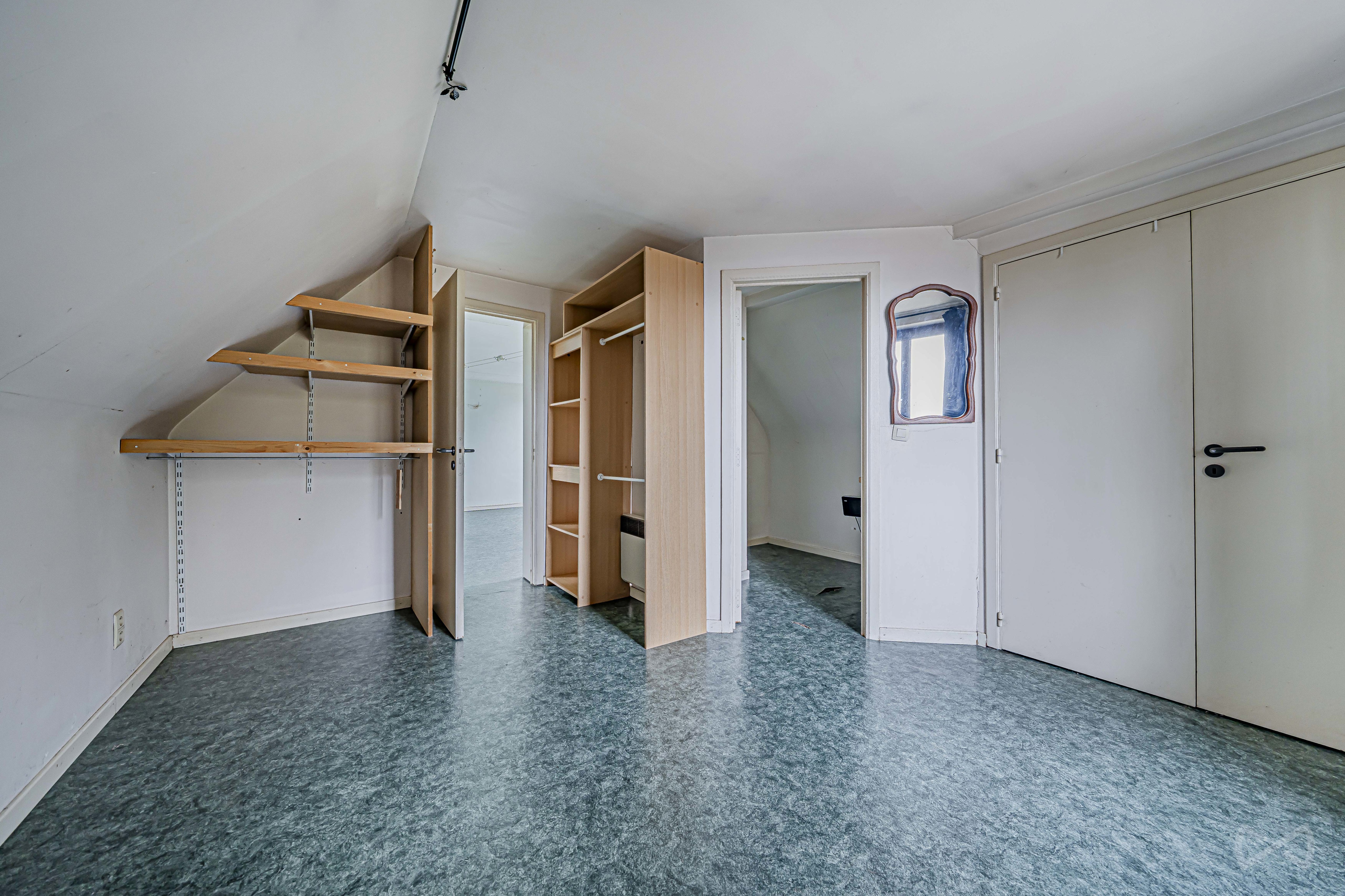 Picture 4 of 4 for Maison de maitre with ten bedrooms in Liège